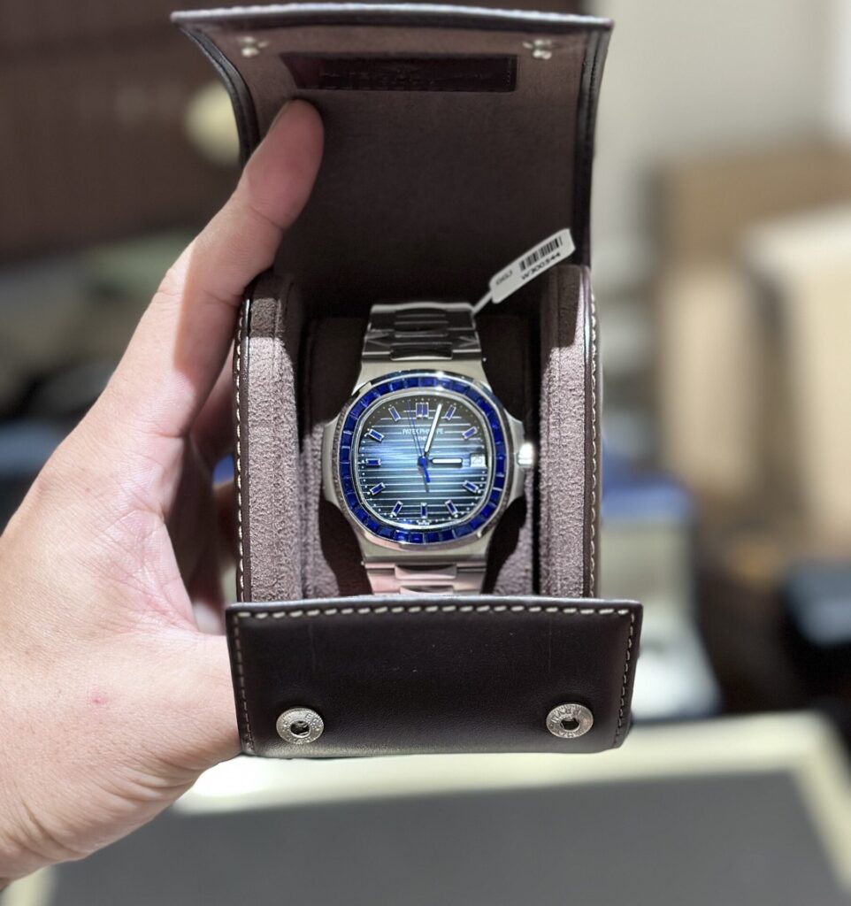 replica Patek Philippe Best Replica Watch Nautilus 5712 Custom Authentic Details 40mm WATCHES 1 