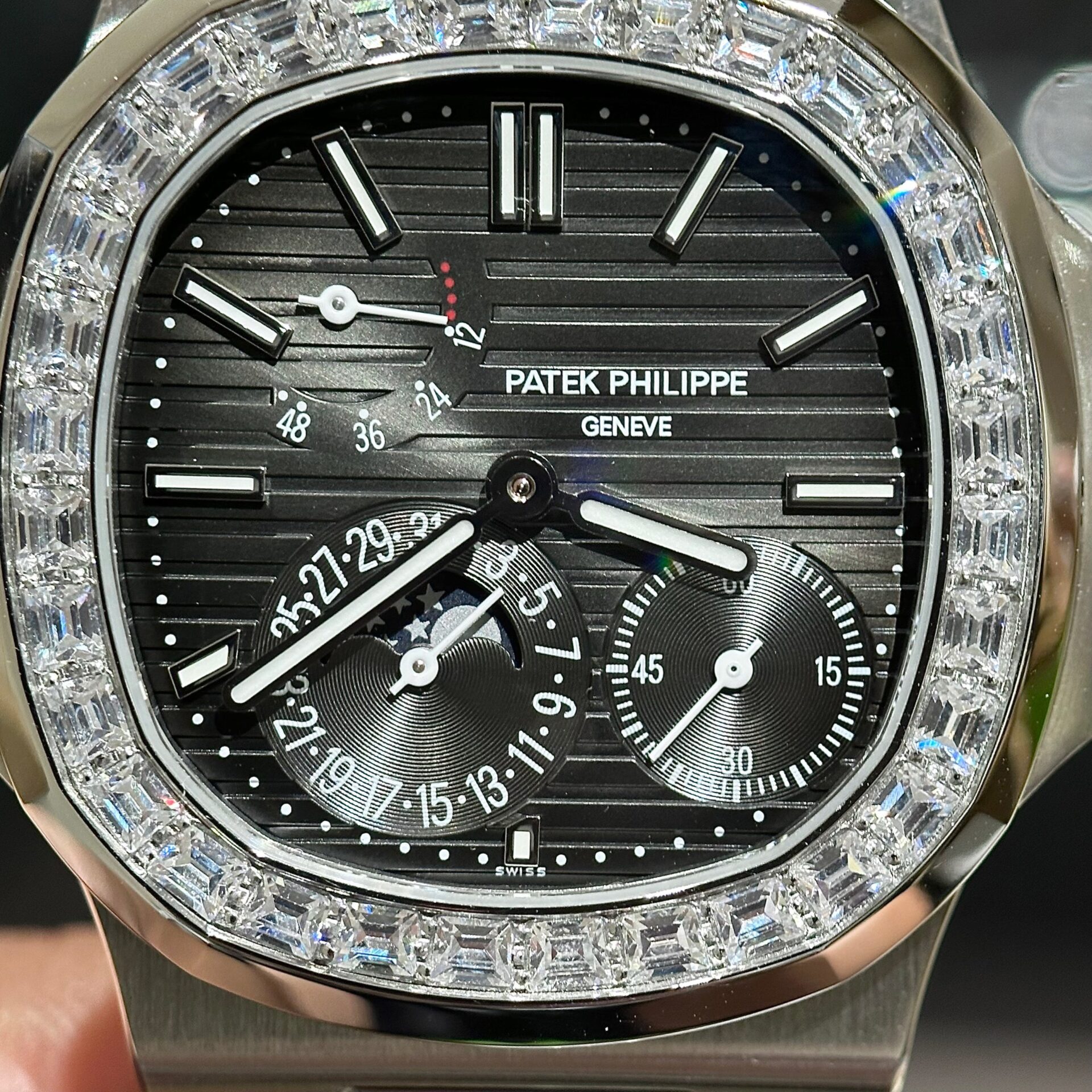 replica Patek Philippe Best Replica Watch Nautilus 5712 Custom Authentic Details 40mm WATCHES 1 