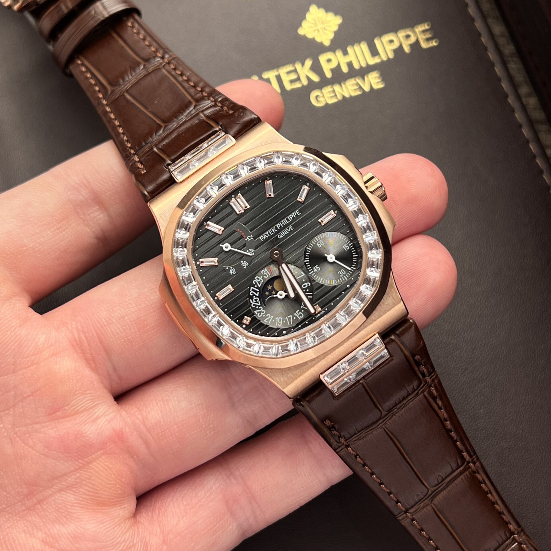 replica Patek Philippe Fake Watches Nautilus 7010 Womens Metal Wire 32mm WATCHES 1 