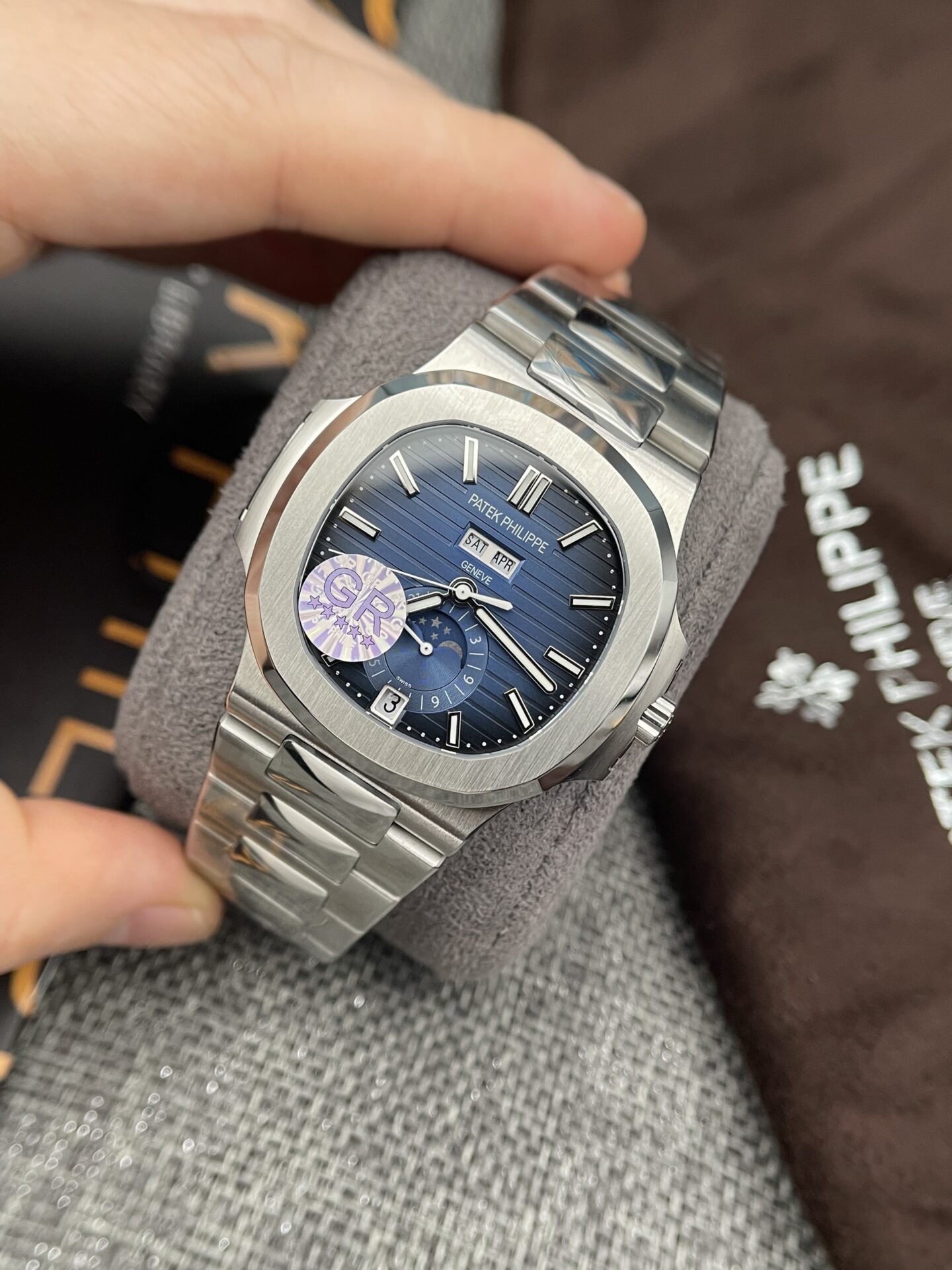 replica Patek Philippe Best Replica Watch Nautilus 5712R Brown Dial 18K Solid Gold 40mm WATCHES 1 