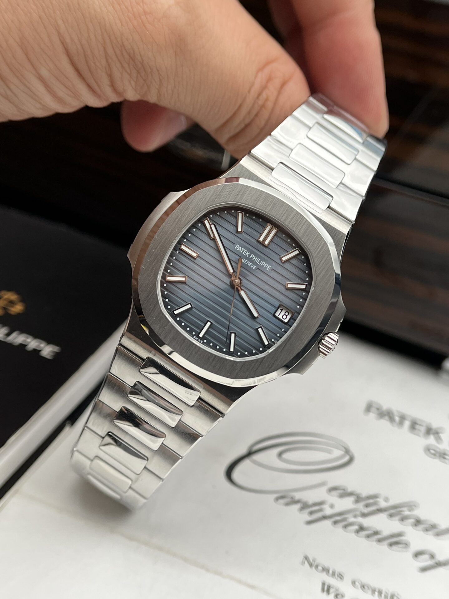 replica Patek Philippe Replica Watch Aquanaut 5067 Gray Dial Rubber Strap 35.6mm WATCHES 1 