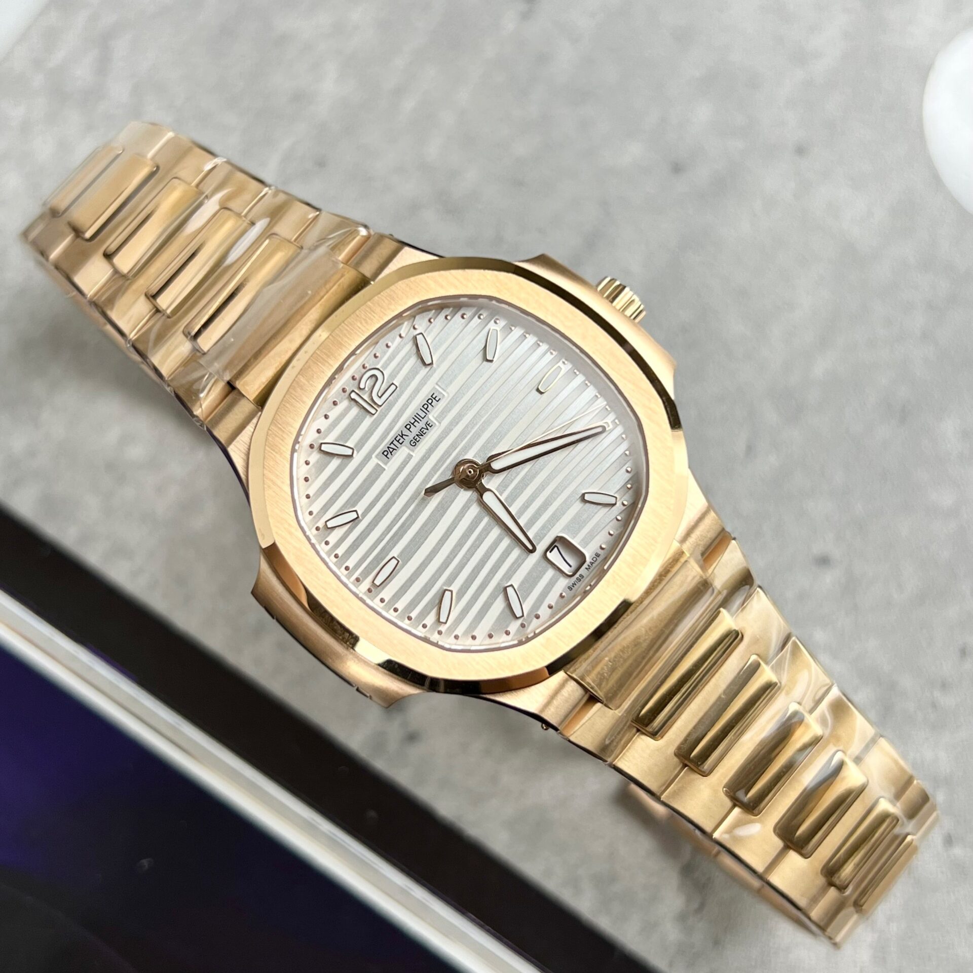 replica Patek Philippe Best Replica Watch Nautilus 5719 Custom Full Moissanite Diamonds 40mm WATCHES 1 