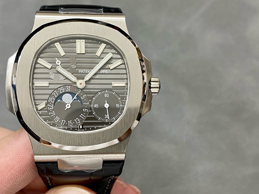 replica Patek Philippe Replica Watch Aquanaut 5067 Gray Dial Rubber Strap 35.6mm WATCHES 1 