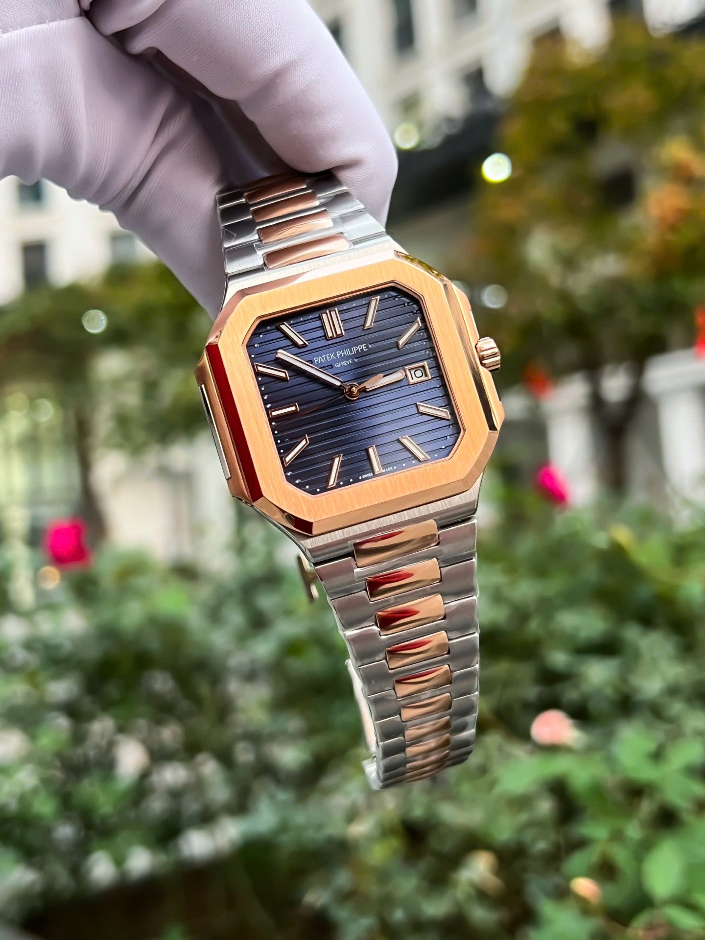 replica Patek Philippe Fake Watches Nautilus 7010 Womens Metal Wire 32mm WATCHES 1 