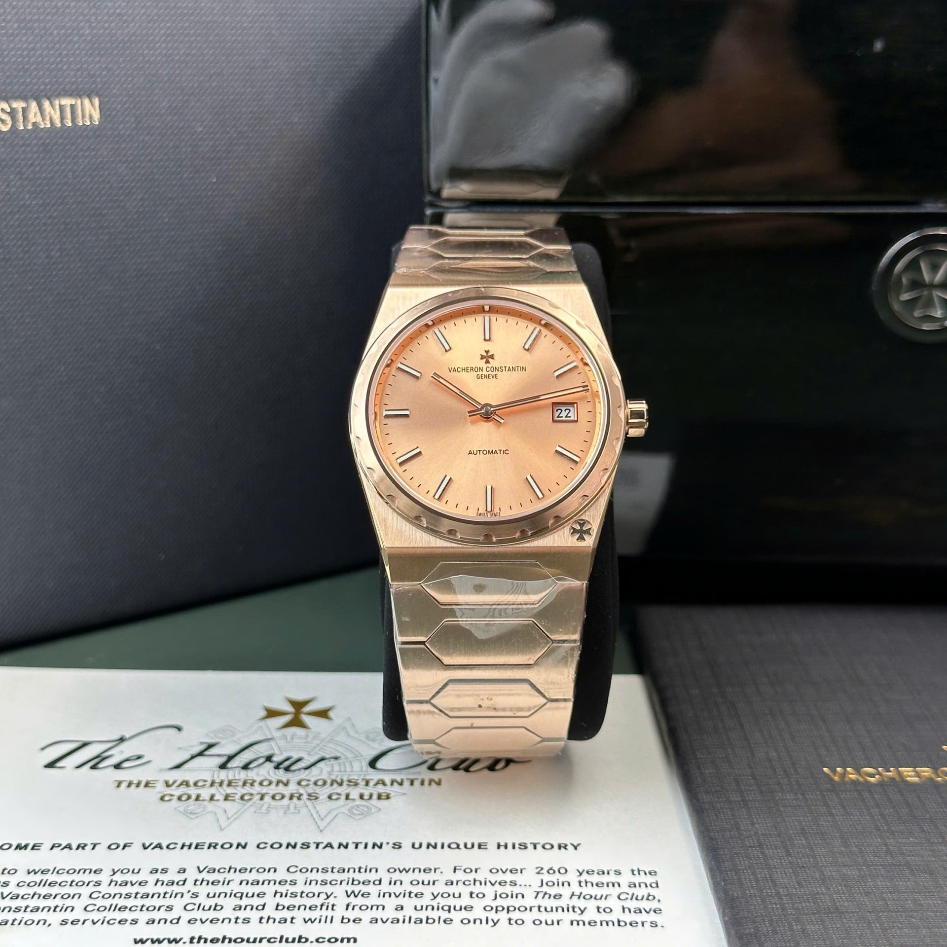 replica Vacheron Constantin Best Replica Watch Overseas 5500V Dial Blue 42.5mm WATCHES 1 
