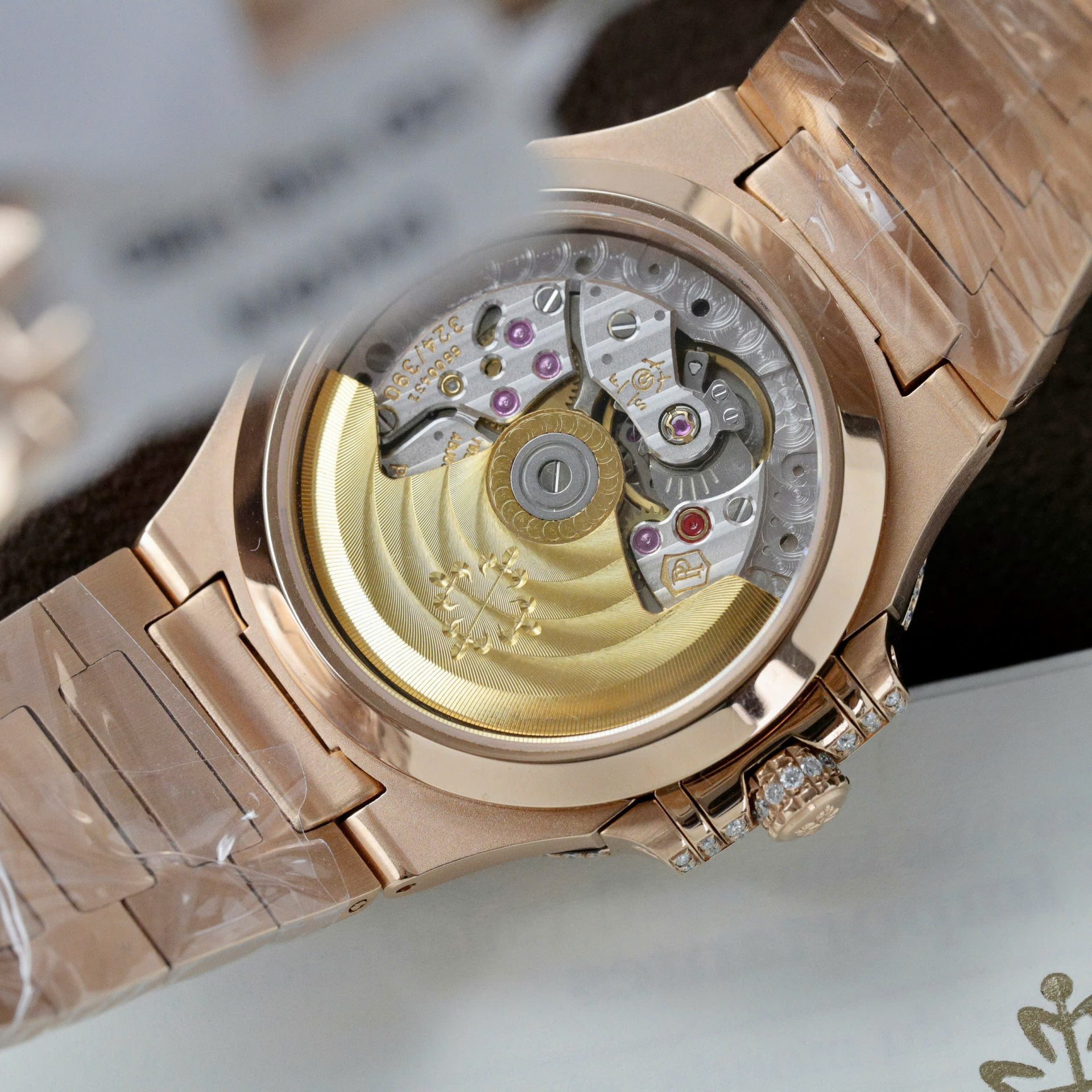 replica Patek Philippe Fake Watches Nautilus 7010 Womens Metal Wire 32mm WATCHES 10 