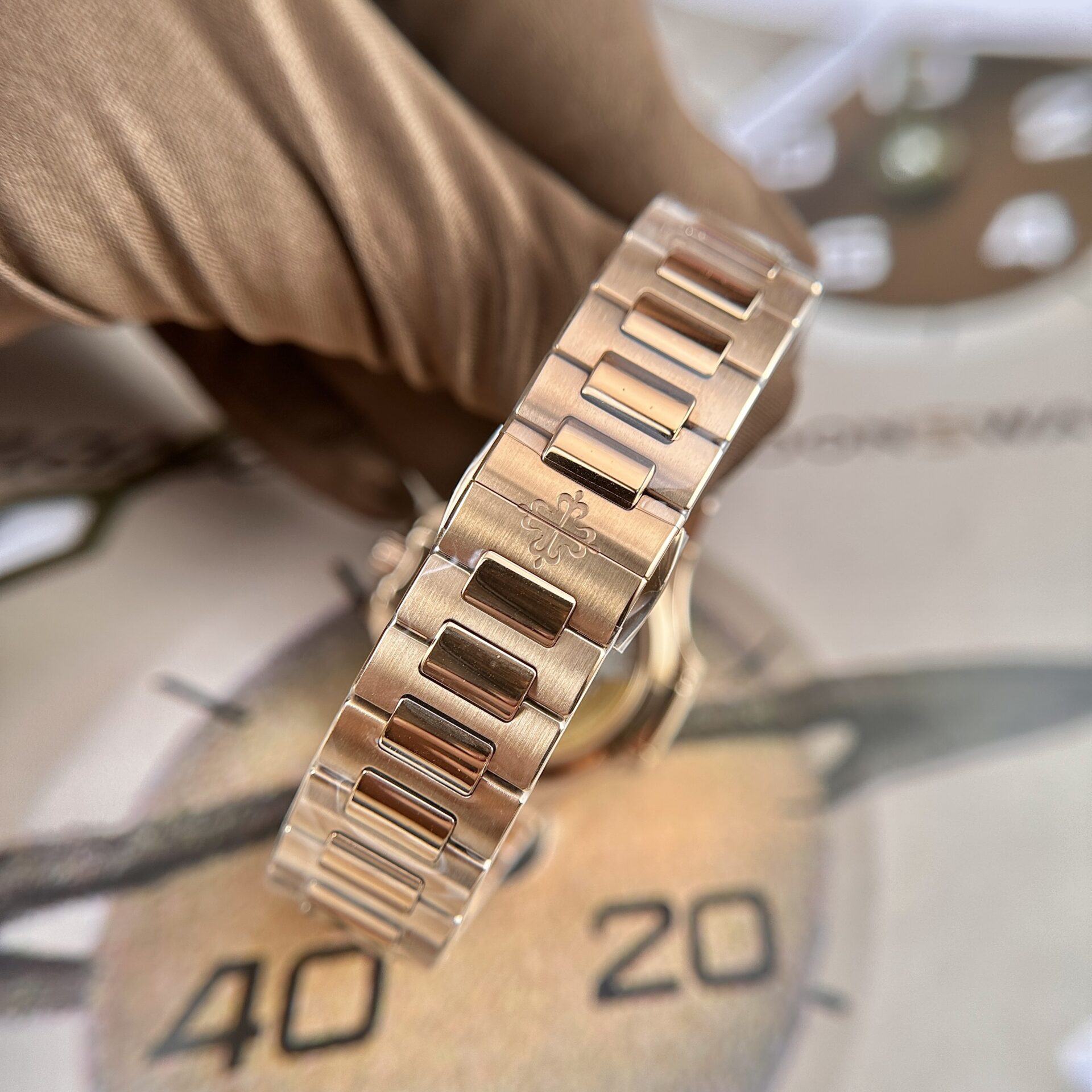 replica Patek Philippe Replica Watch Nautilus 5724R Gold Wrapped GR Factory 40mm WATCHES 10 