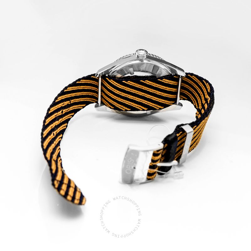 Oris Divers 01 733 7720 4035-07 5 21 13 WATCHES 2