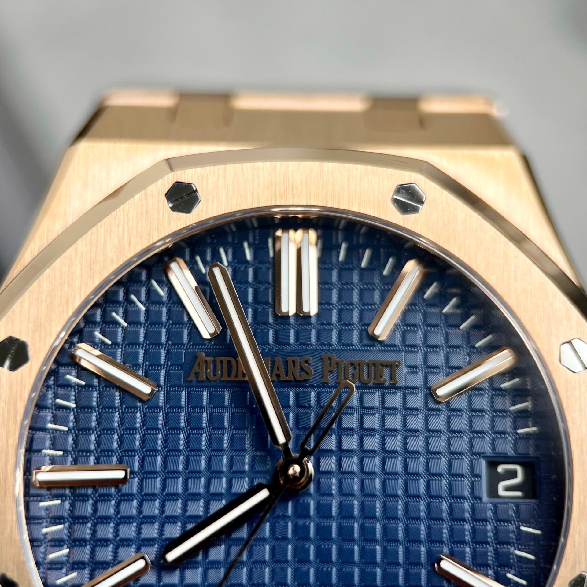 replica Audemars Piguet Royal Oak 26715ST Blue Dial Replica Watch ZF Factory 38mm WATCHES 3 