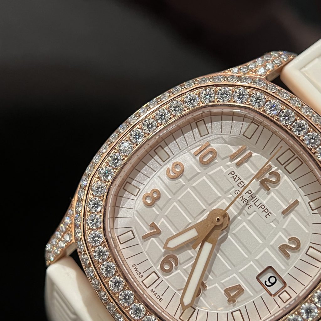 replica Patek Philippe Best Replica Watch Nautilus 5719 Custom CVD Diamond And White Gold 40mm WATCHES 3 