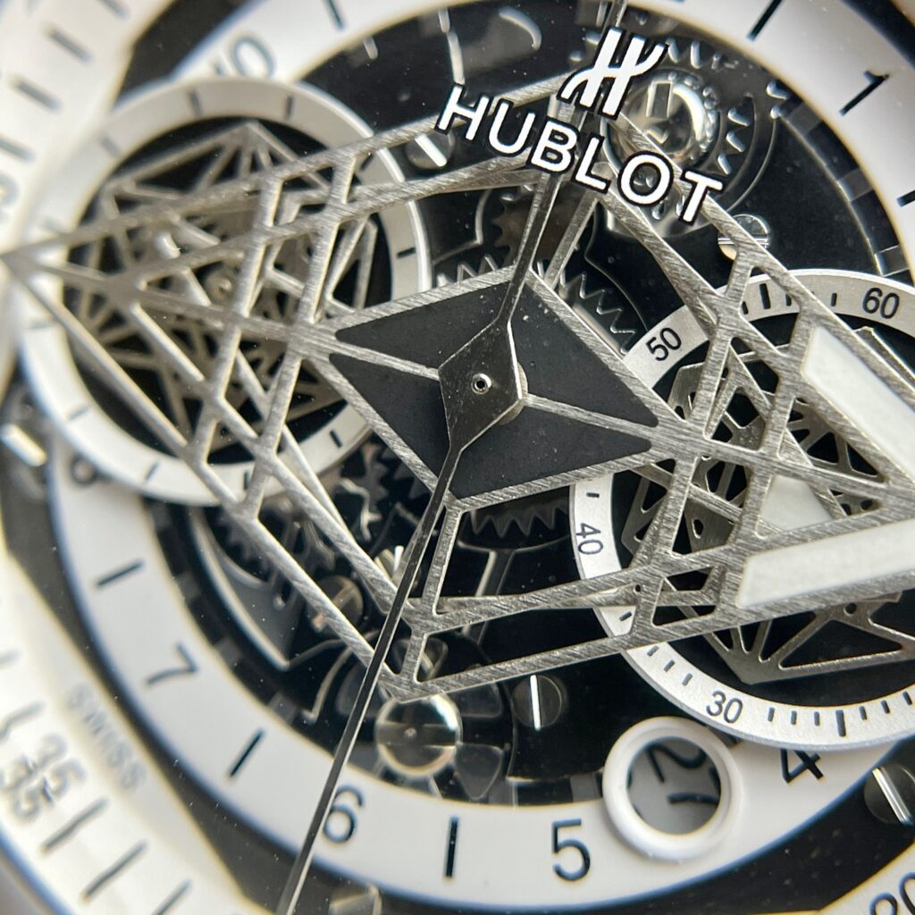replica Hublot Fake Watches Big Bang Chronograph King Gold Black Dial 44mm WATCHES 3 