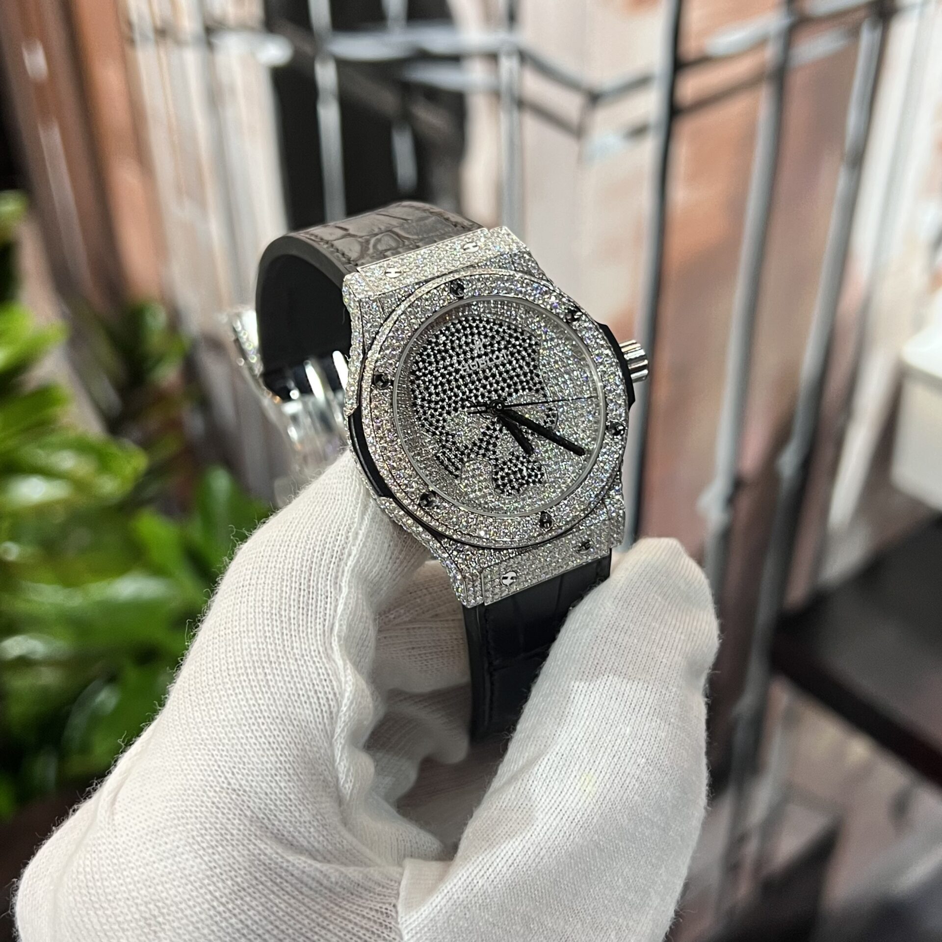 replica Hublot Best Replica Watches Classic Fusion Ceramic Demi Gold Dial Carbon 42mm WATCHES 3 