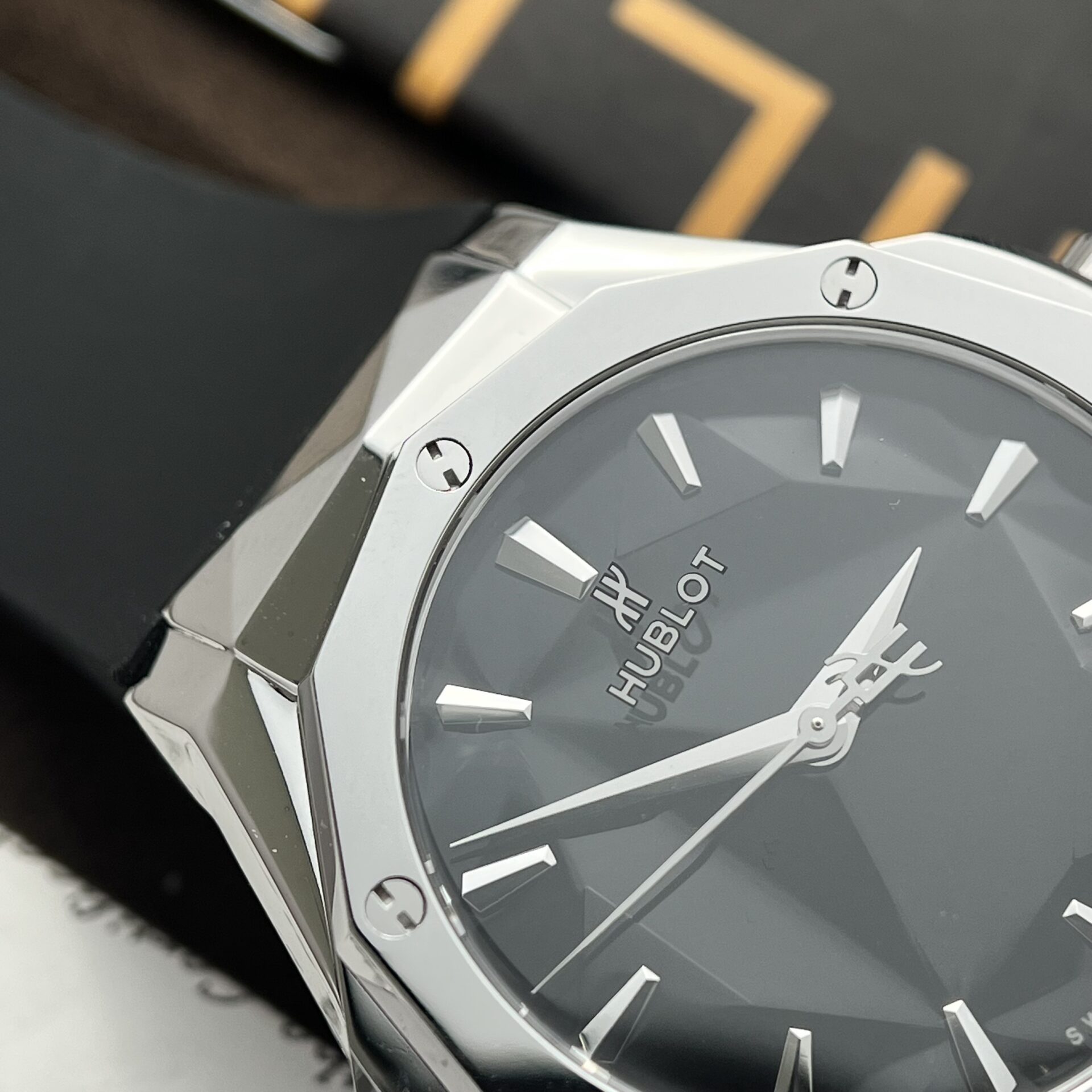 replica Hublot Replica Watch Classic Fusion Custom Full Moissanite Diamonds 42mm WATCHES 3 