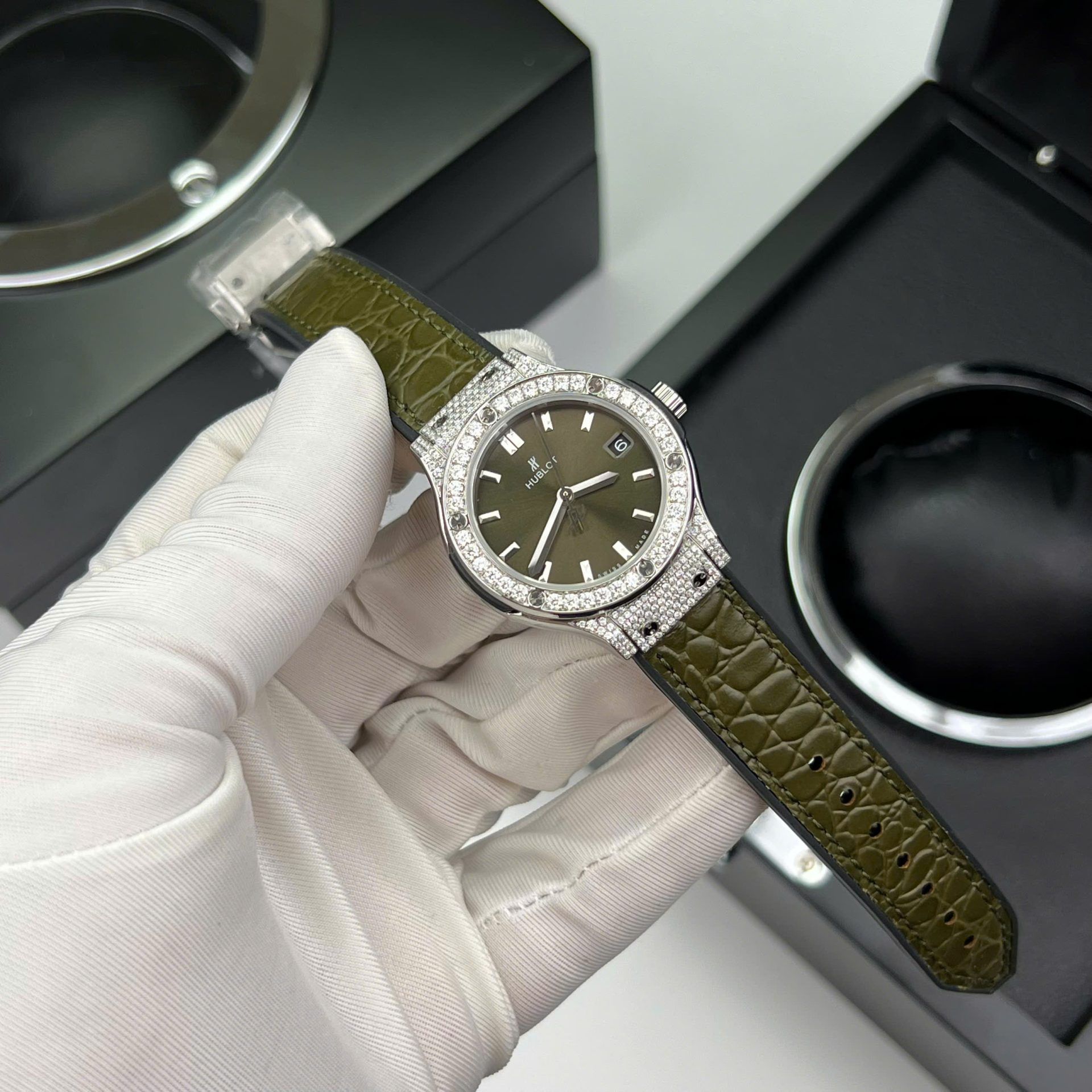 replica Hublot Best Fake Watches Classic Fusion Ceramic Demi King Gold 42mm WATCHES 3 