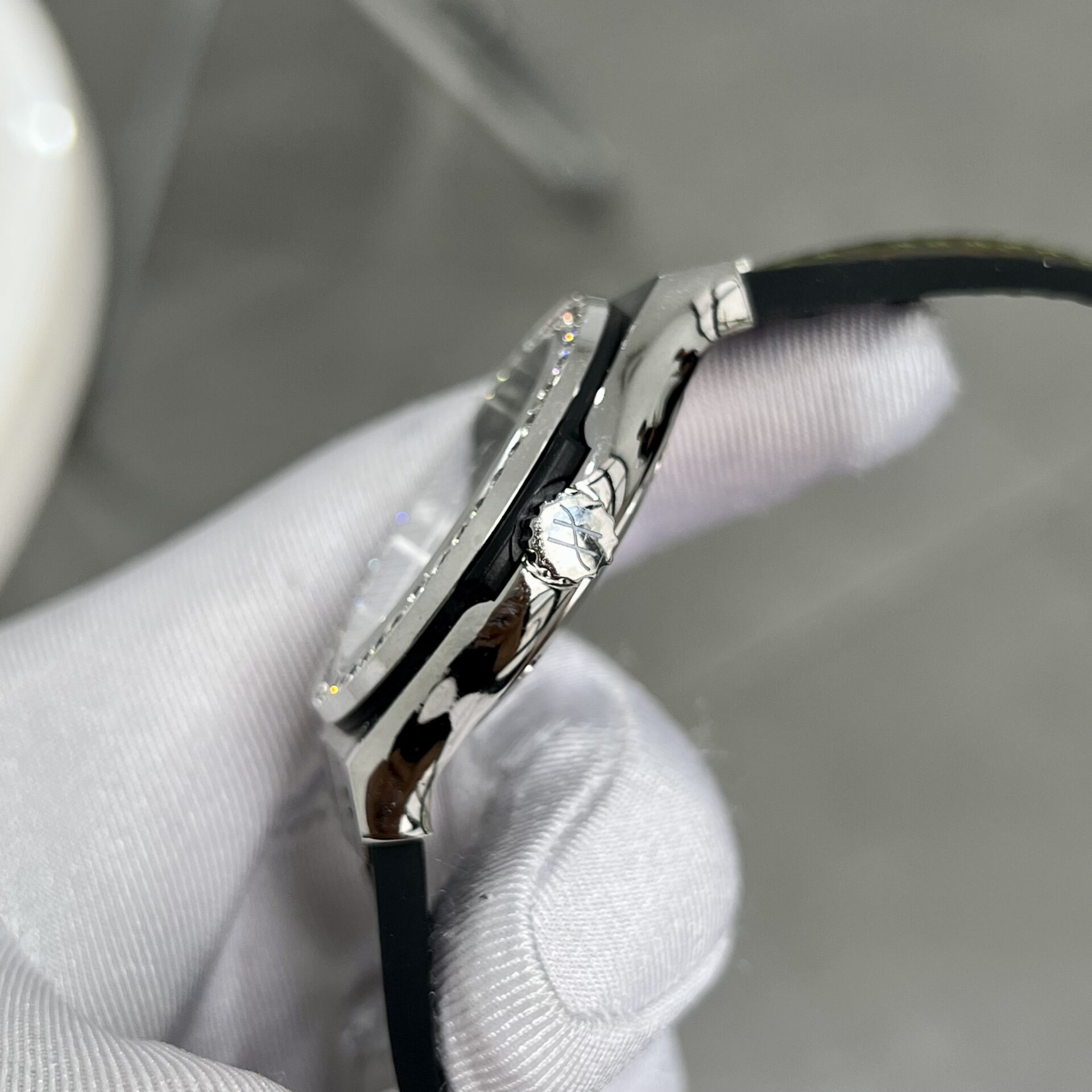 replica Hublot Replica Watch Classic Fusion Custom Full Moissanite Diamonds 42mm WATCHES 3 
