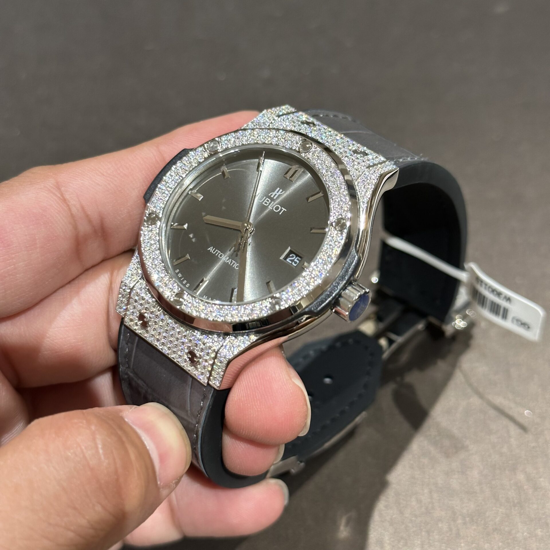replica Hublot Replica Watch Big Bang One Click Custom Full Moissanite Diamonds 39mm WATCHES 3 