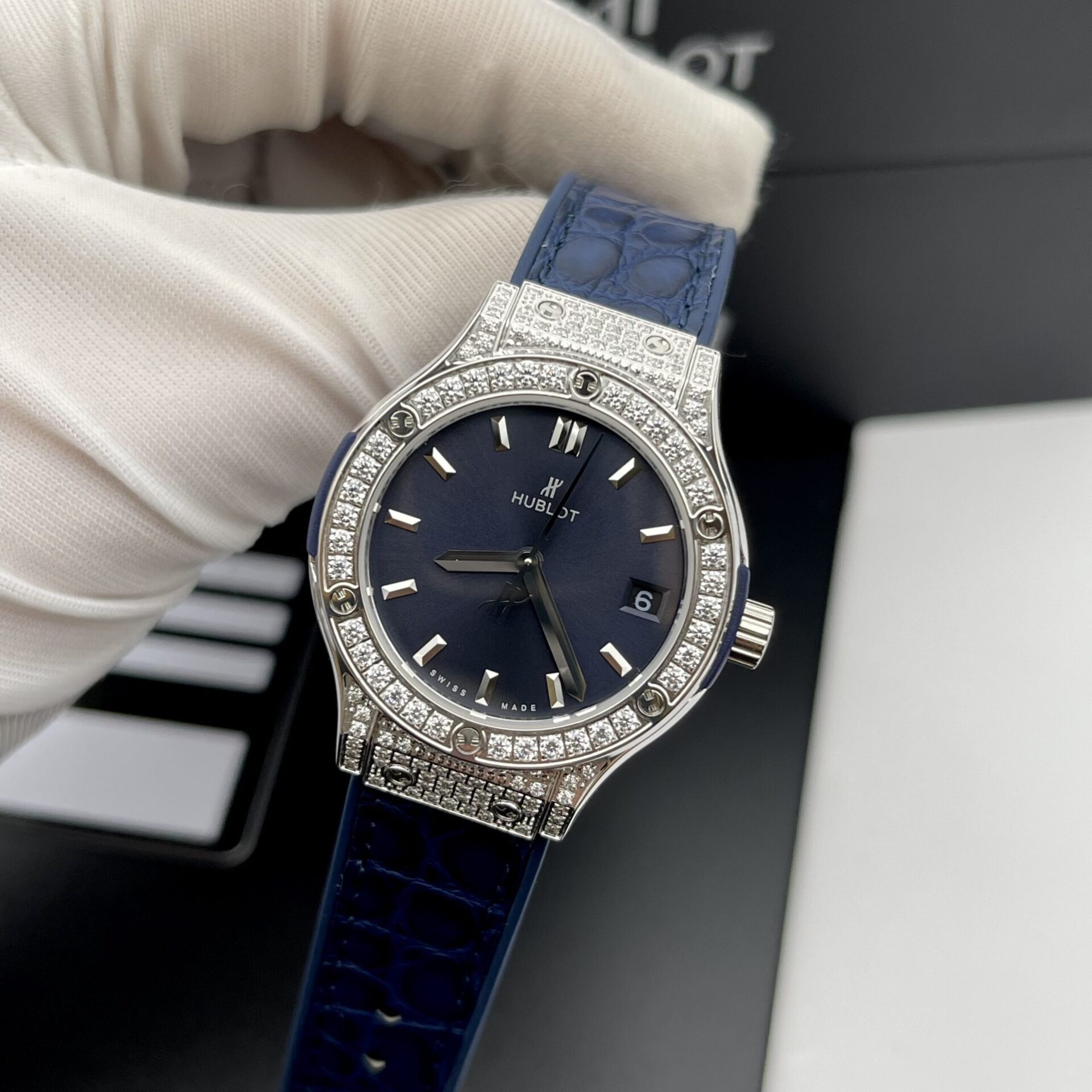 replica Hublot Fake Watch Big Bang One Click Dial Blue Custom Diamonds Moissanite 39mm WATCHES 3 