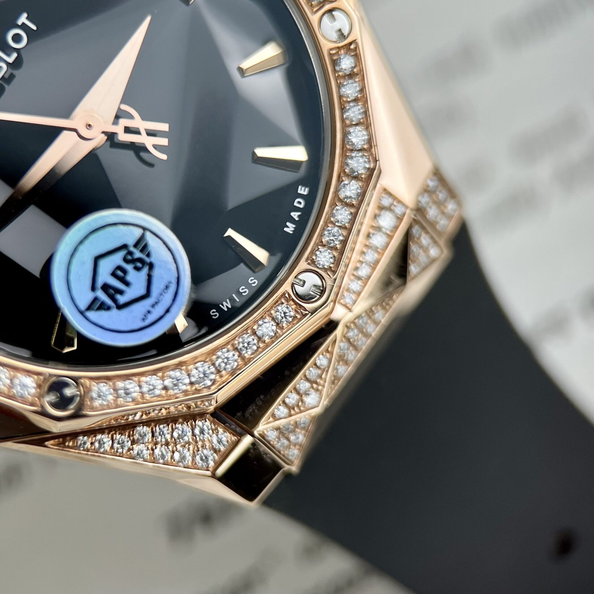replica Hublot Replica Watch Big Bang One Click Custom Full Moissanite Diamonds 39mm WATCHES 3 