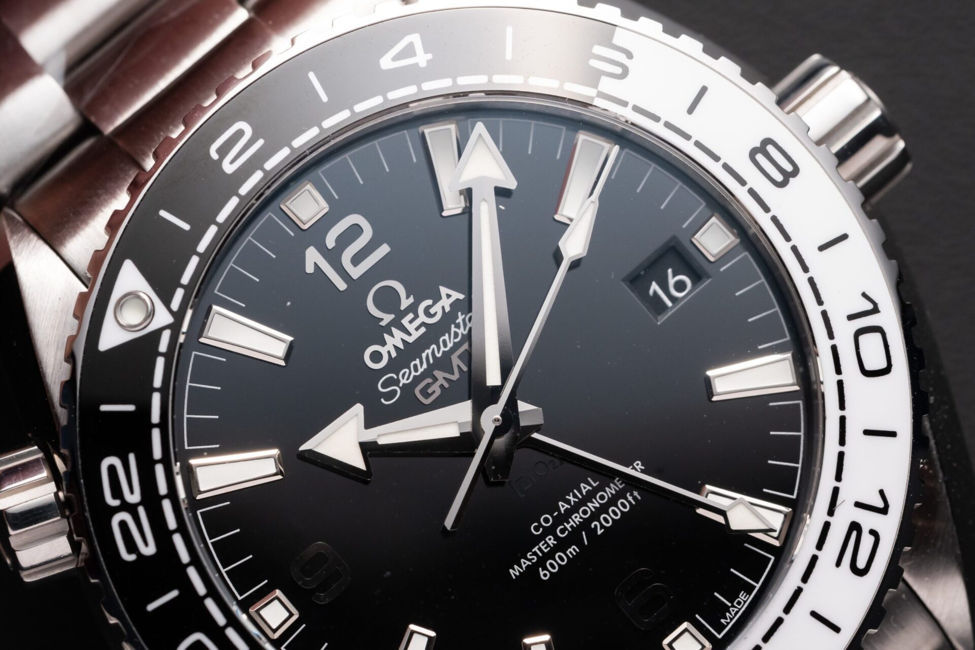 replica Omega Replica Watch Planet Ocean Metal Strap Dial Black VS Factory 43.5mm WATCHES 3 