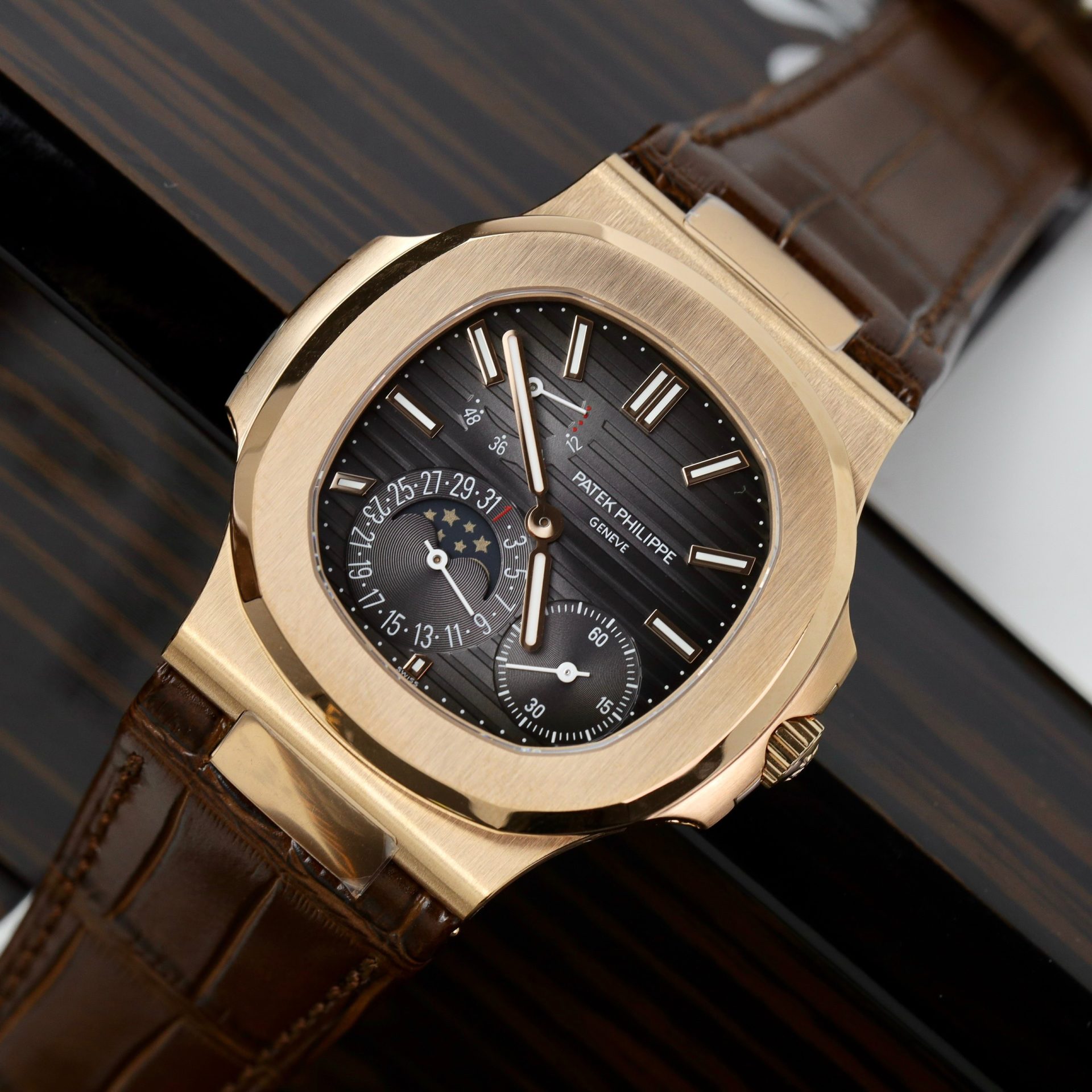replica Patek Philippe Replica Watch Aquanaut 5067 Dial Brown Custom Diamonds Moissanite 35.6mm WATCHES 3 
