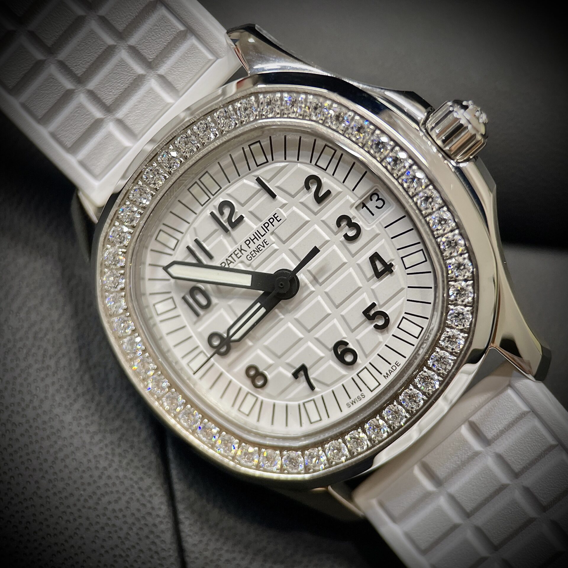 replica Patek Philippe Clone Watch Nautilus 5719 Full Diamonds Baguette 40mm WATCHES 3 