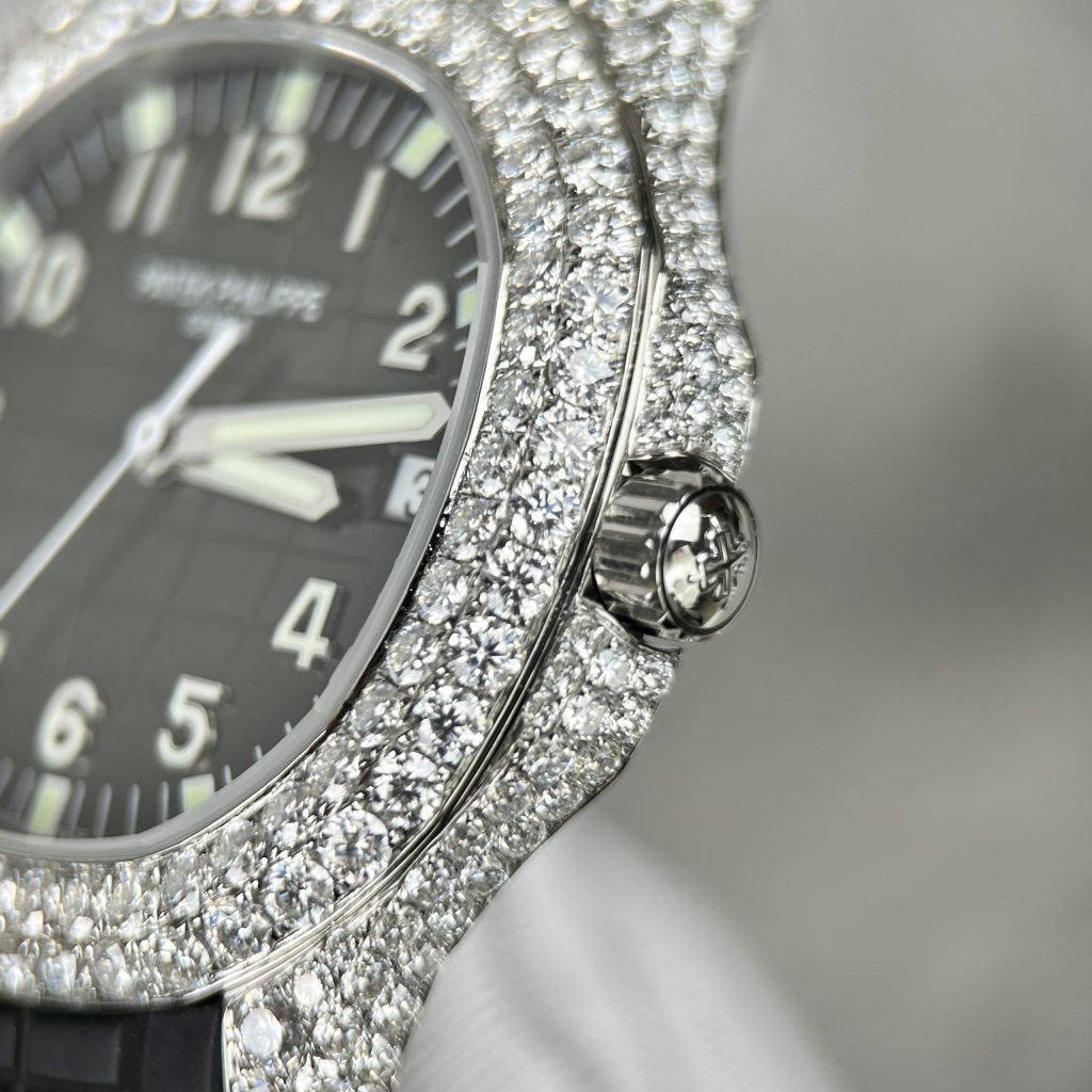 replica Patek Philippe Replica Watch Nautilus 5712 Demi Rose Gold GR Factory 40mm WATCHES 3 