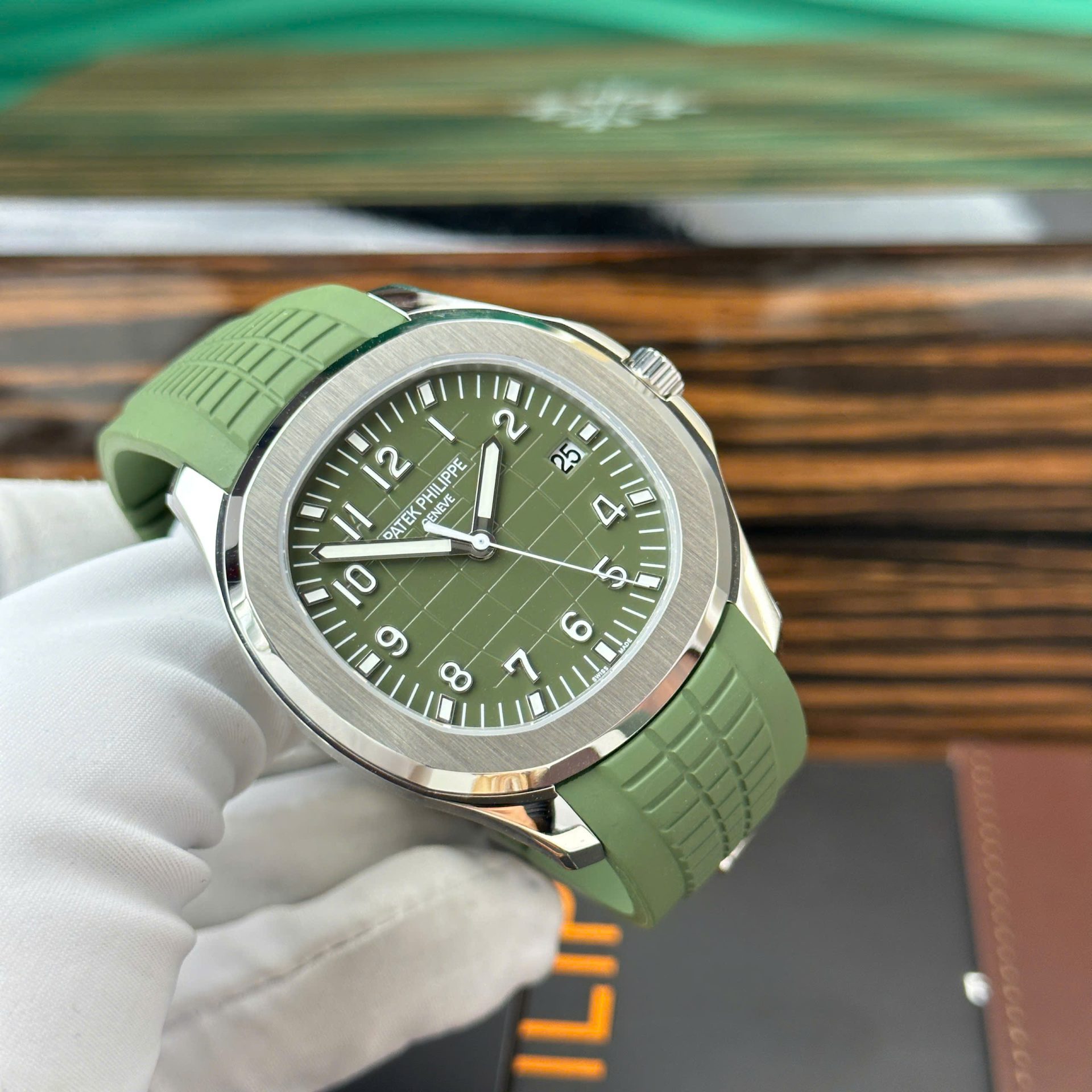 replica Patek Philippe Replica Watch Calatrava 5227G Mechanical Ivory Dial 3K Factory 39mm WATCHES 3 