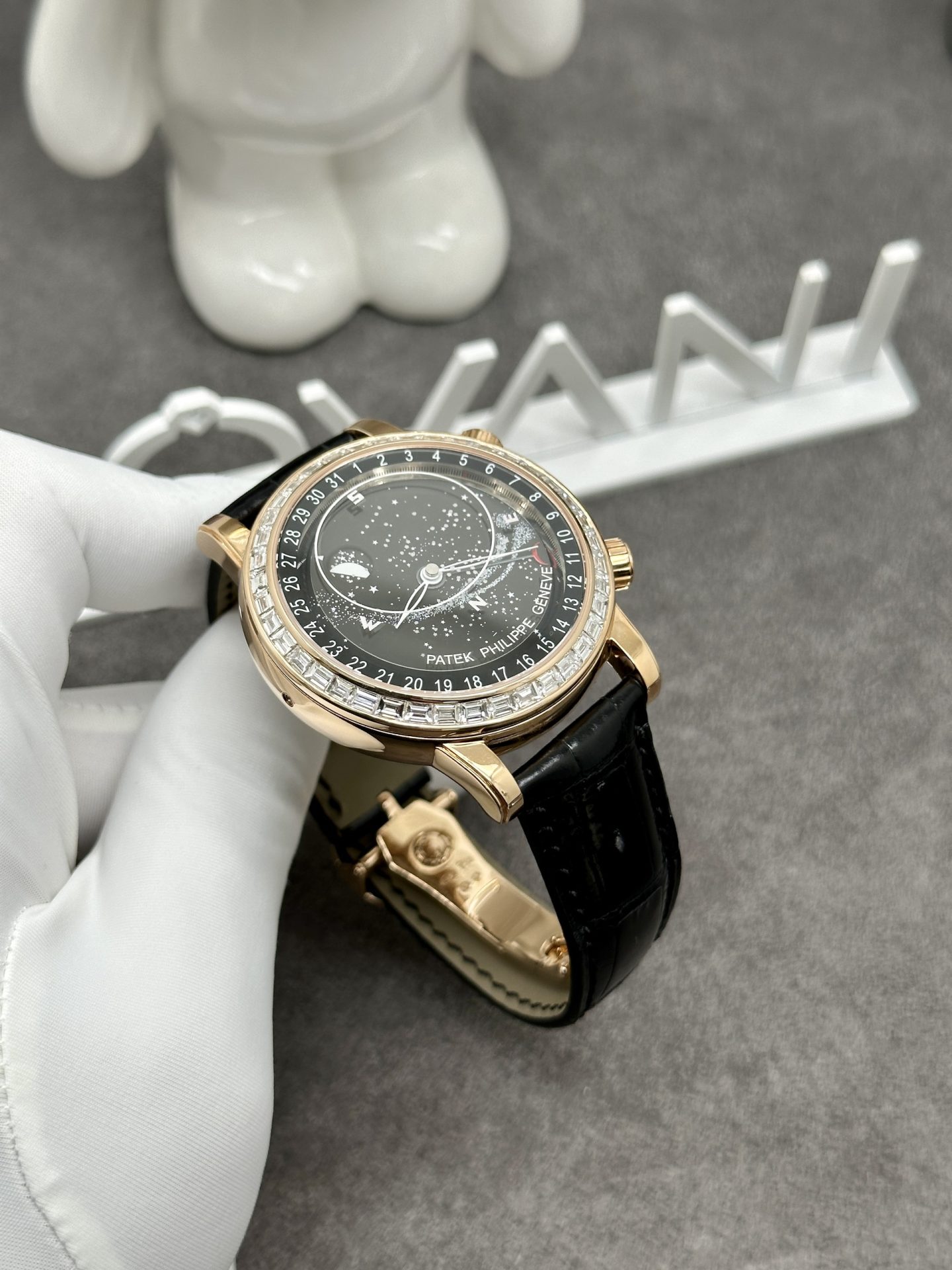 replica Patek Philippe Replica Watch Nautilus 5724R Gold Wrapped GR Factory 40mm WATCHES 3 