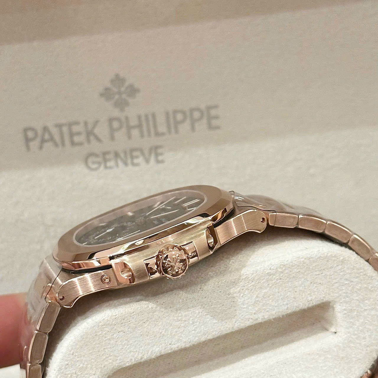 replica Patek Philippe Replica Watch Complications 5396G Dial Blue 38.5mm WATCHES 3 