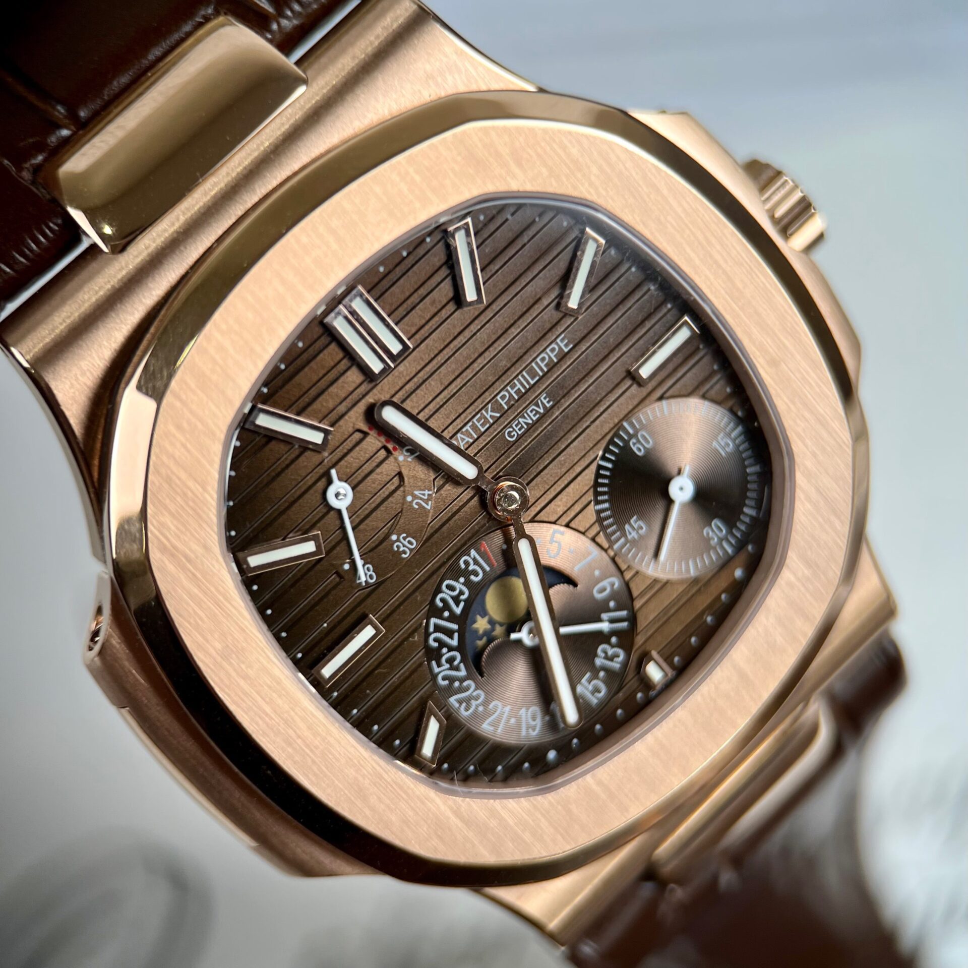 replica Patek Philippe Best Replica Watch Nautilus 5712R Brown Dial 18K Solid Gold 40mm WATCHES 3 