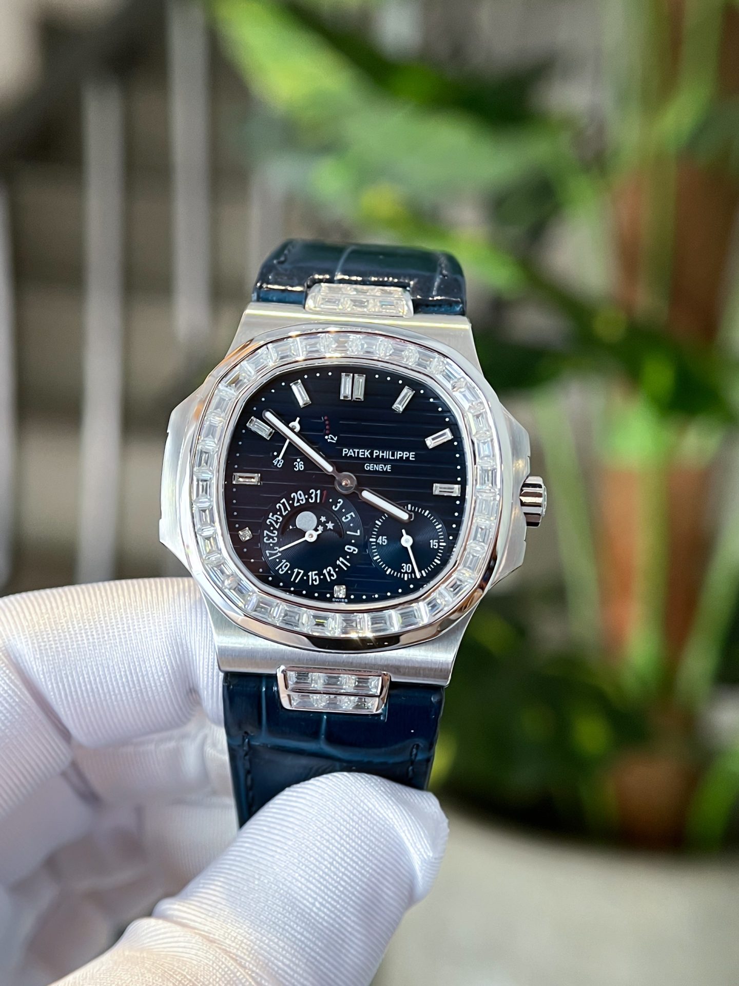 replica Patek Philippe Best Replica Watch Nautilus 5712 Custom Authentic Details 40mm WATCHES 3 