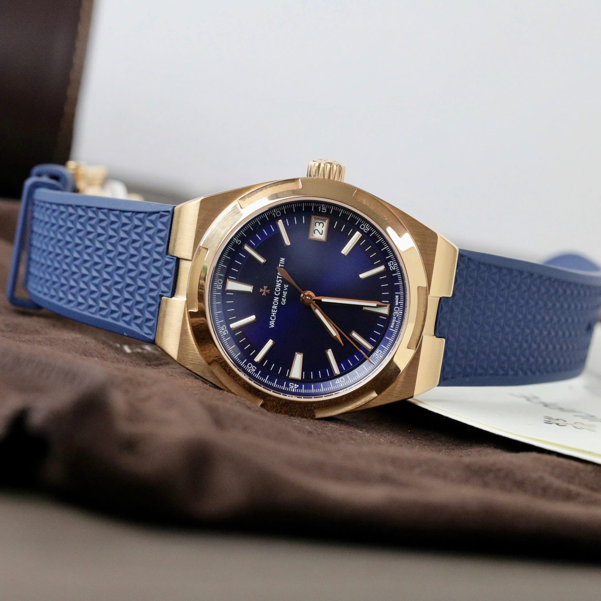 replica Vacheron Constantin Best Replica Watch Overseas 5500V Dial Blue 42.5mm WATCHES 3 
