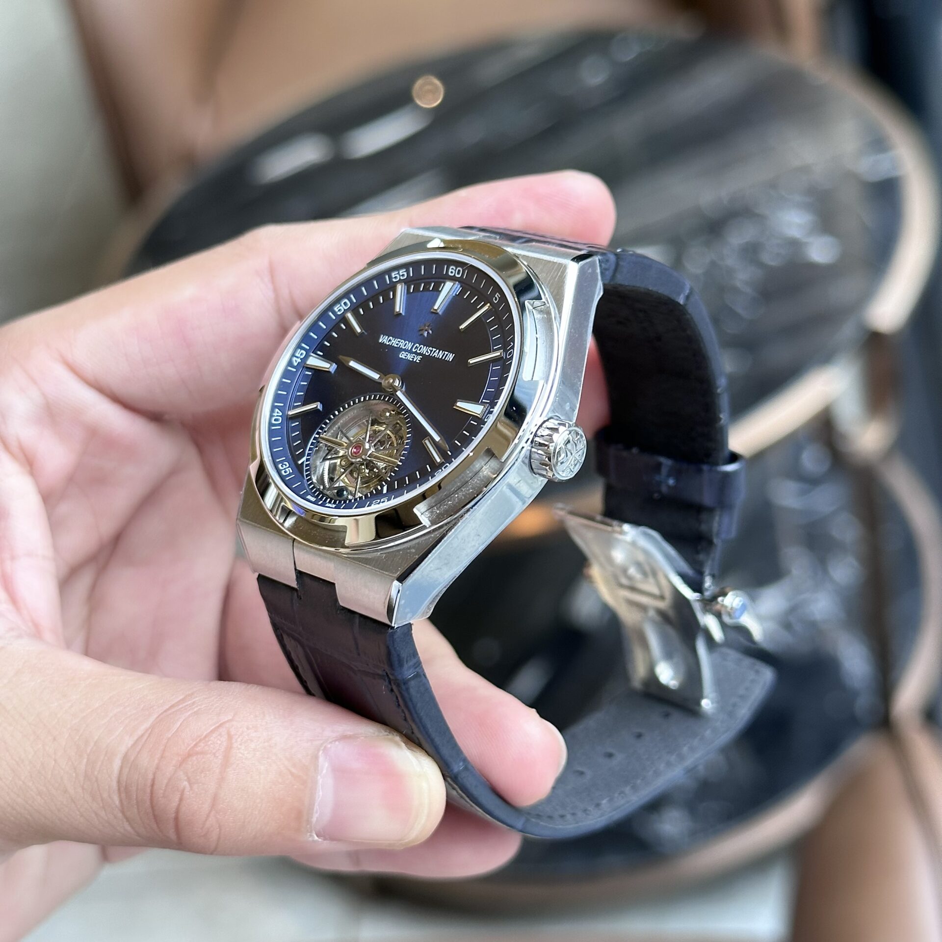 replica Vacheron Constantin Replica Watch Overseas 4500V Black Dial Metal Wire PPF 41mm WATCHES 3 