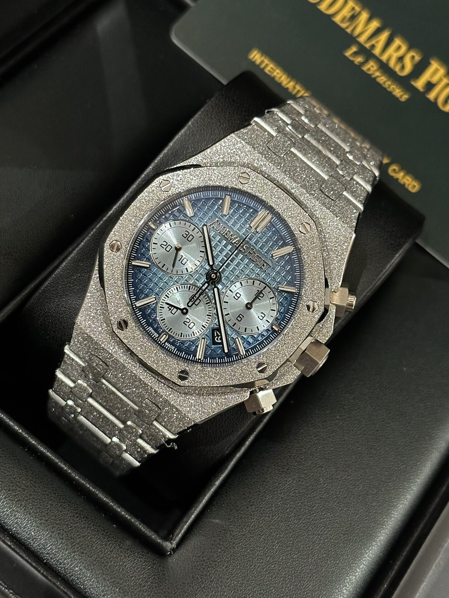 replica Audemars Piguet Replica Watch Royal Oak 15400OR Black Dial 41mm WATCHES 4 