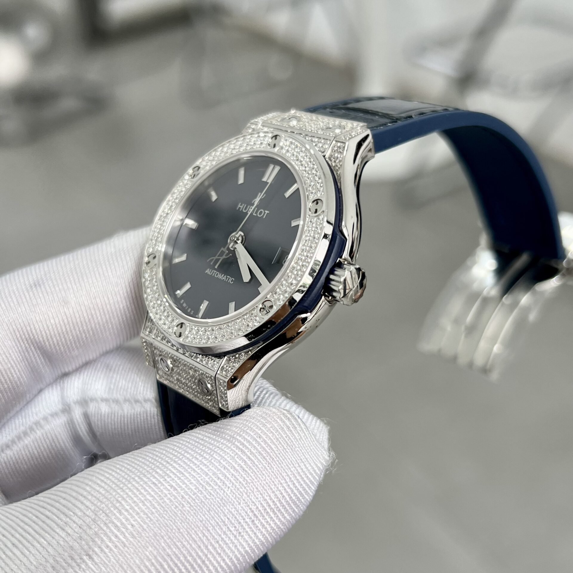 replica Hublot Fake Watch Big Bang One Click Dial Blue Custom Diamonds Moissanite 39mm WATCHES 4 