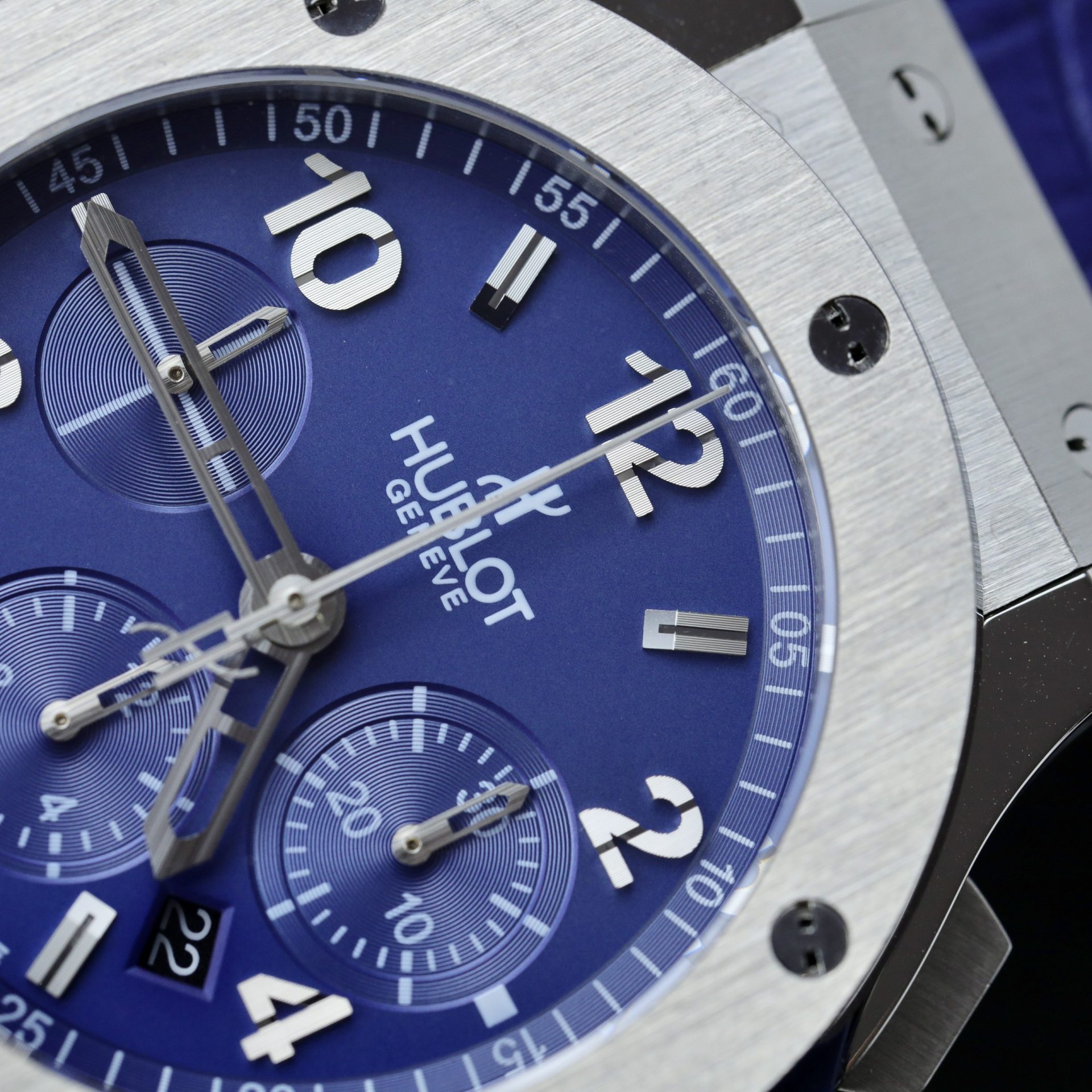 replica Hublot Replica Watches Spirit Of Big Bang King Gold Bezel Ceramic Blue 42mm WATCHES 4 