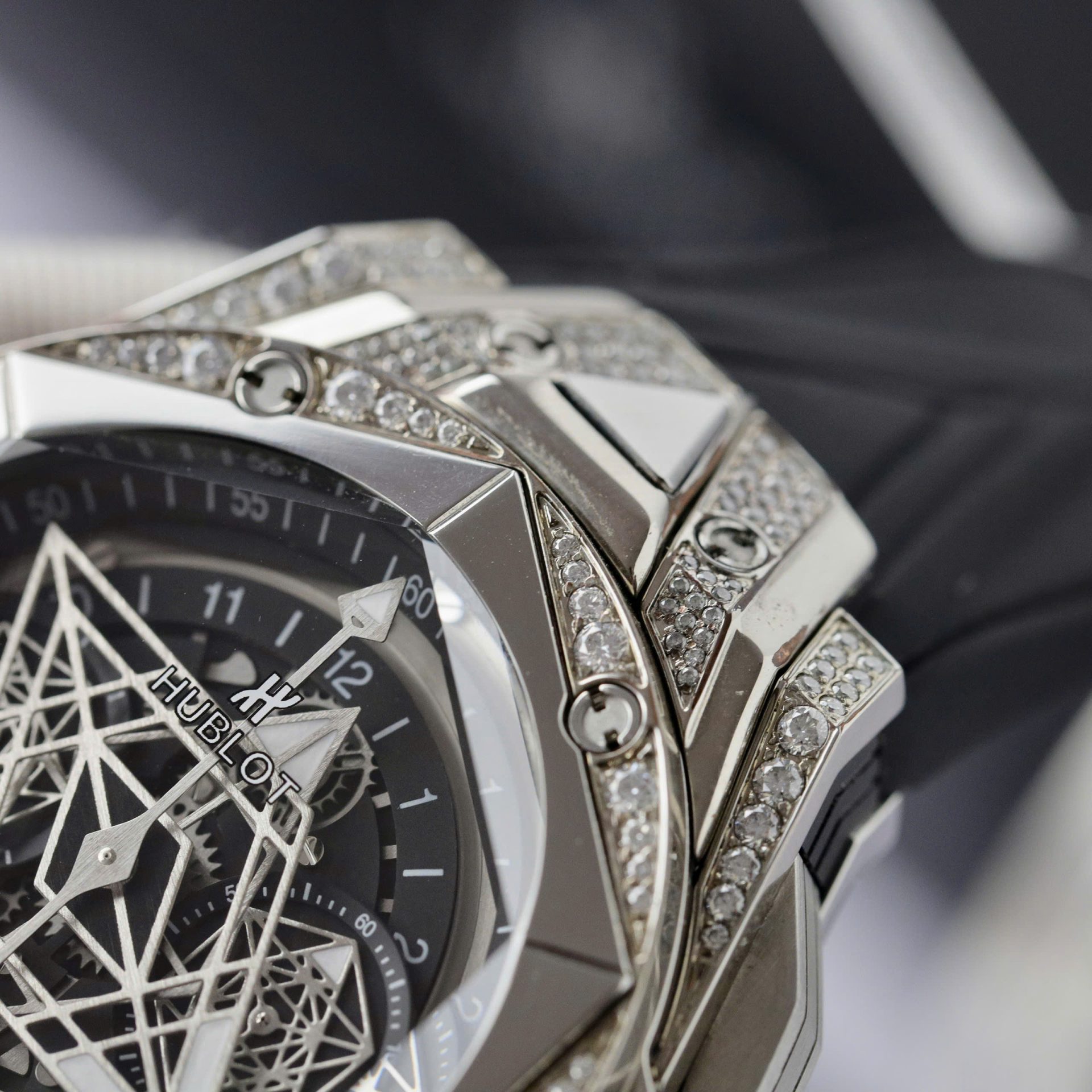 replica Hublot Fake Watch Big Bang One Click Dial Blue Custom Diamonds Moissanite 39mm WATCHES 4 