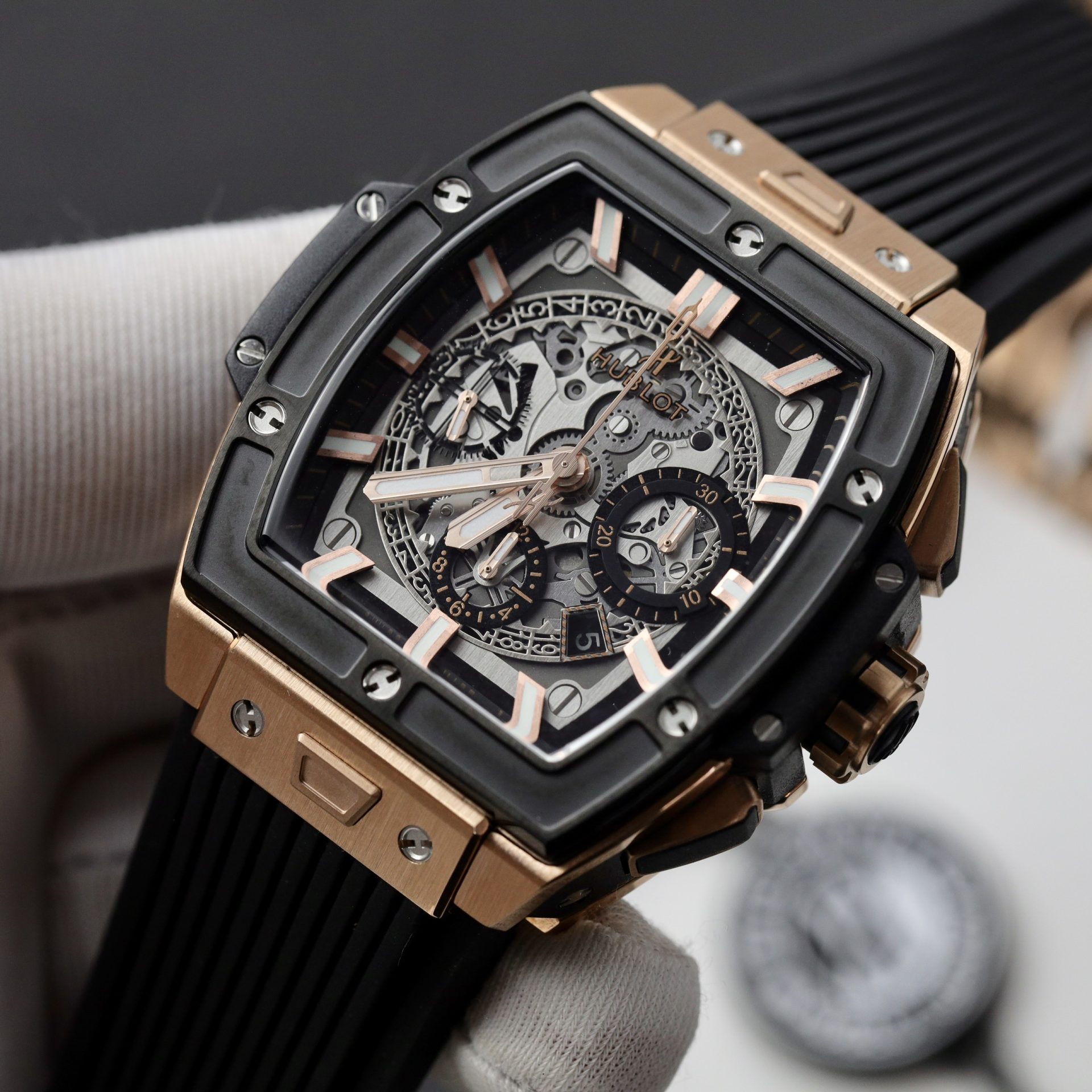 replica Hublot Best Replica Watch Classic Fusion Custom Natural Diamonds 42mm WATCHES 4 