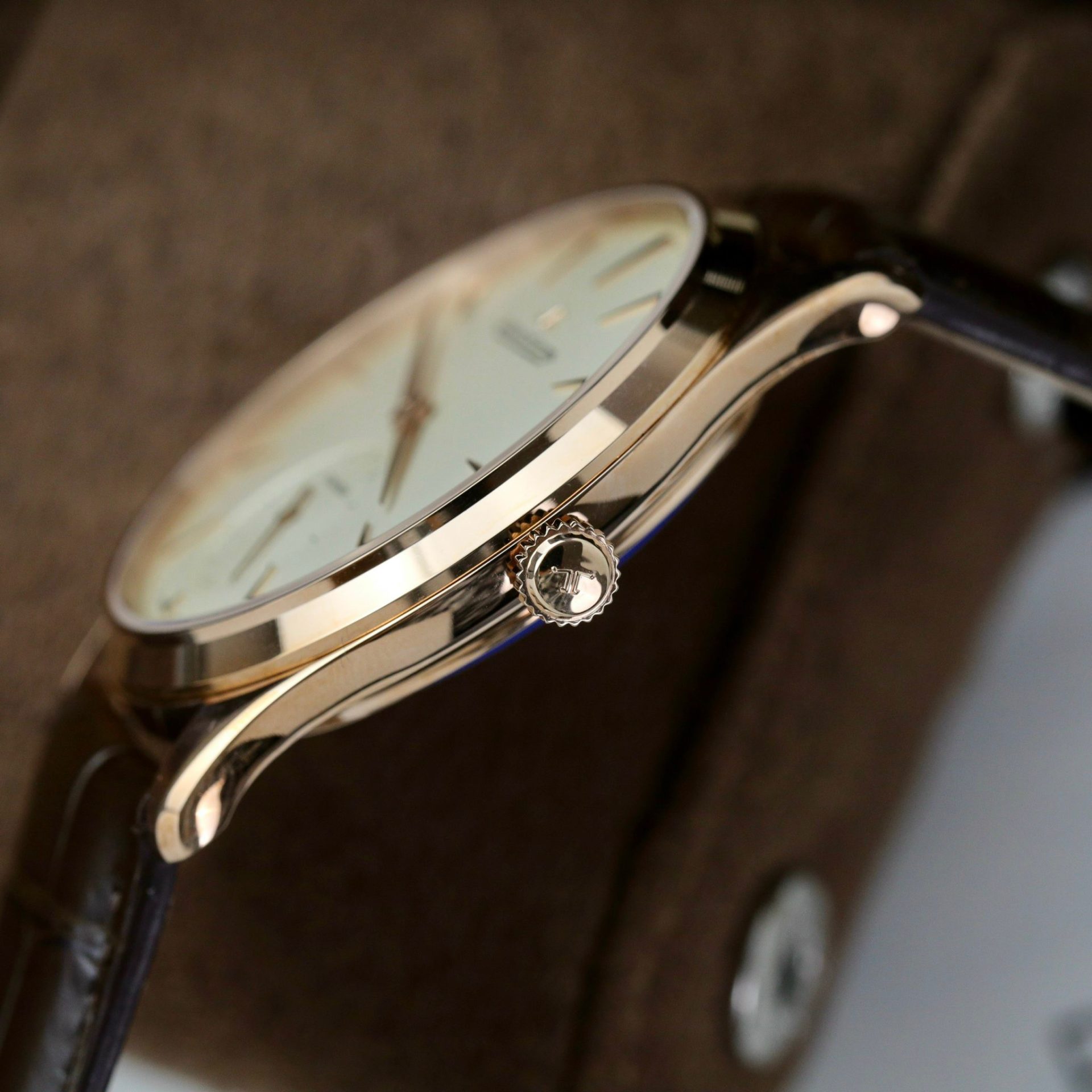 replica Jaeger Lecoultre Replica Watch Dial Green Leather Strap 30x40mm WATCHES 4 
