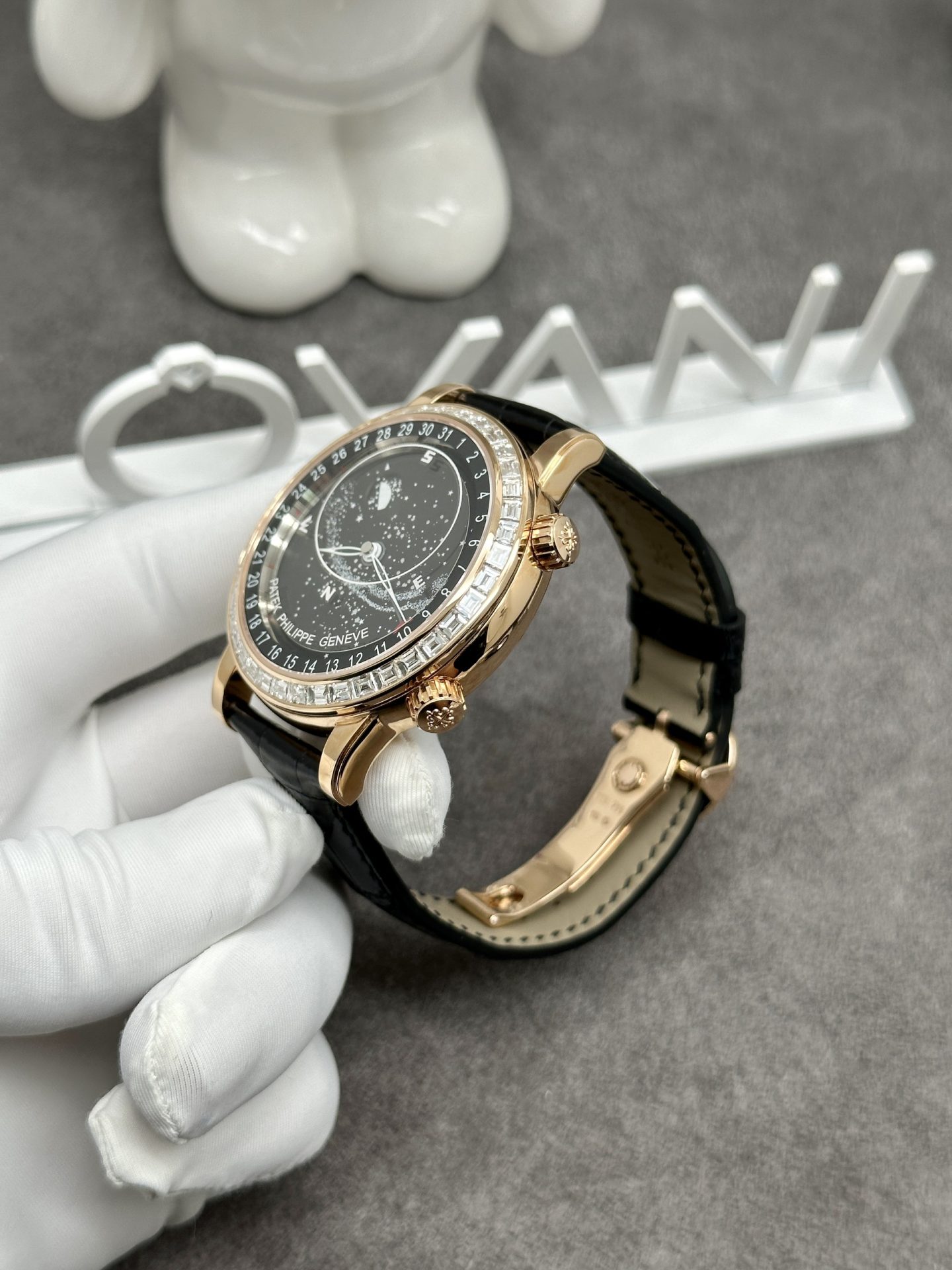 replica Patek Philippe Replica Watch Nautilus 5724R Gold Wrapped GR Factory 40mm WATCHES 4 