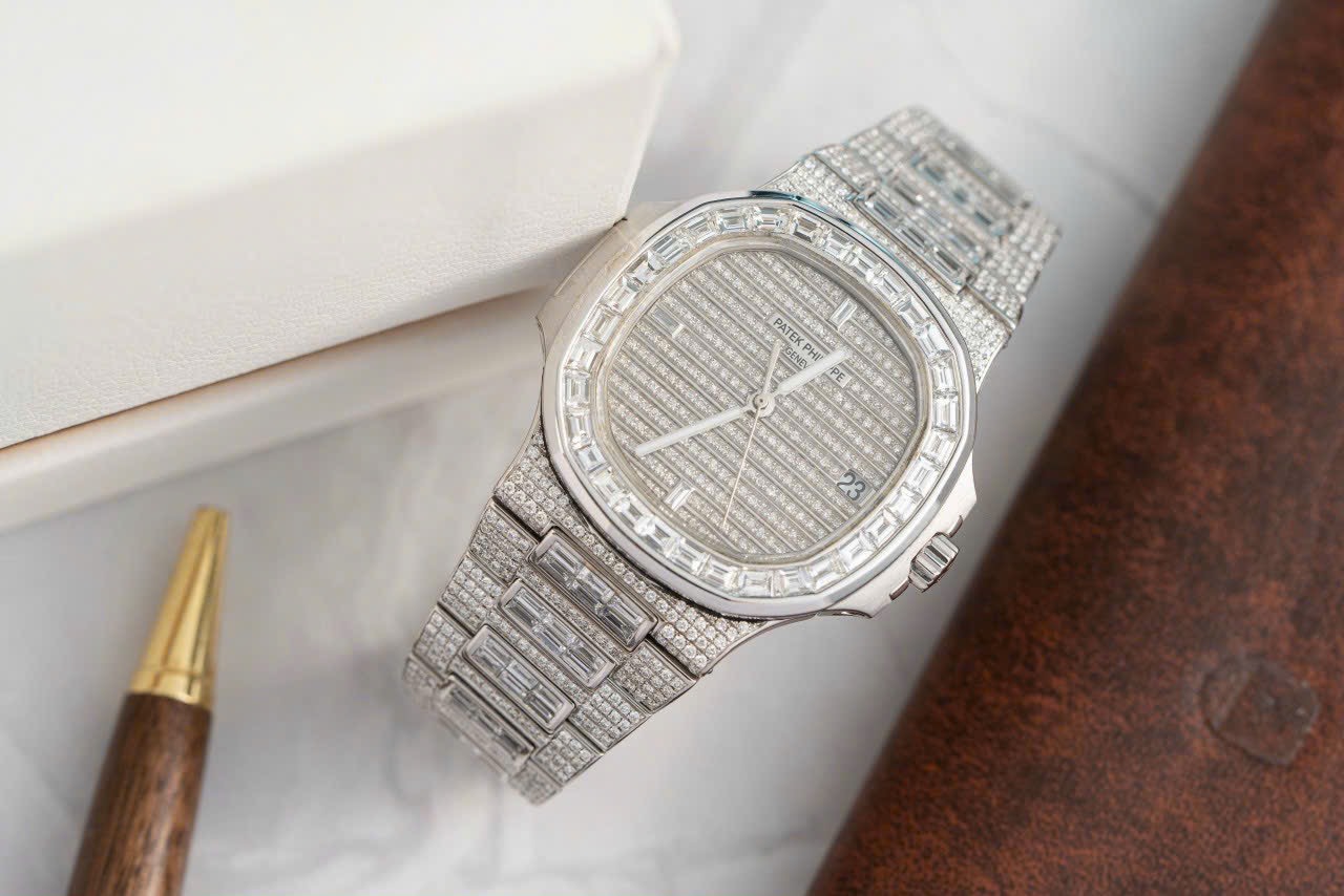 replica Patek Philippe Replica Watch Nautilus 5724R Gold Wrapped GR Factory 40mm WATCHES 4 