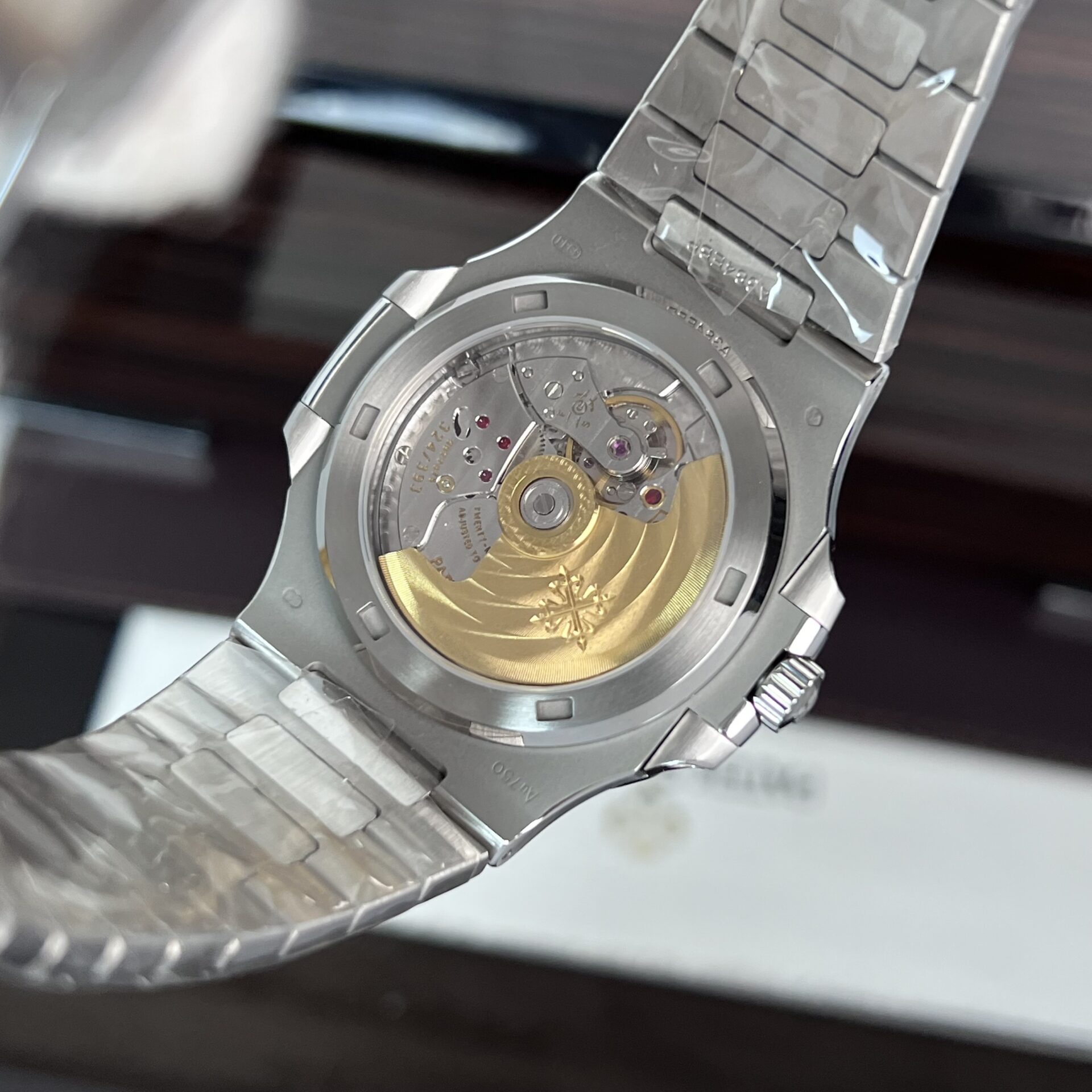 replica Patek Philippe Fake Watches Nautilus 7010 Womens Metal Wire 32mm WATCHES 4 