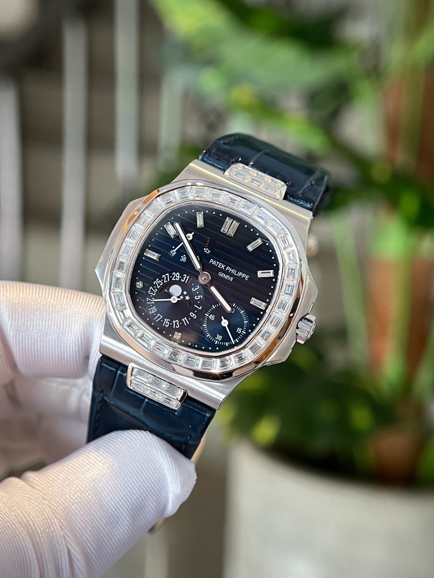 replica Patek Philippe Best Replica Watch Nautilus 5712 Custom Authentic Details 40mm WATCHES 4 