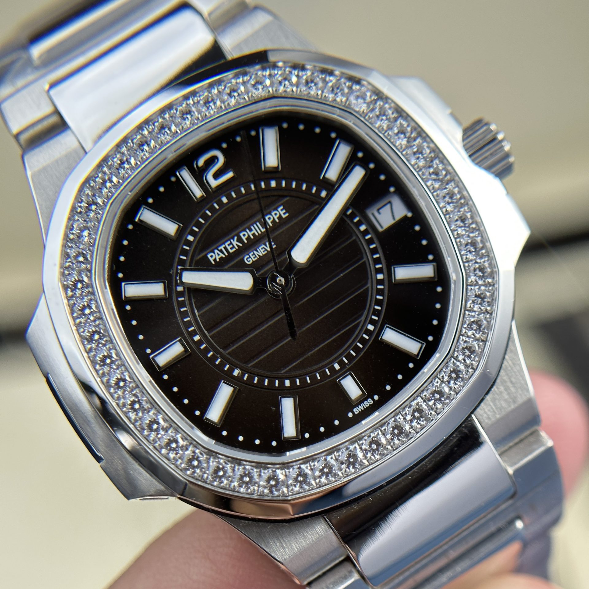 replica Patek Philippe Replica Watch Aquanaut 5067 Gray Dial Rubber Strap 35.6mm WATCHES 4 