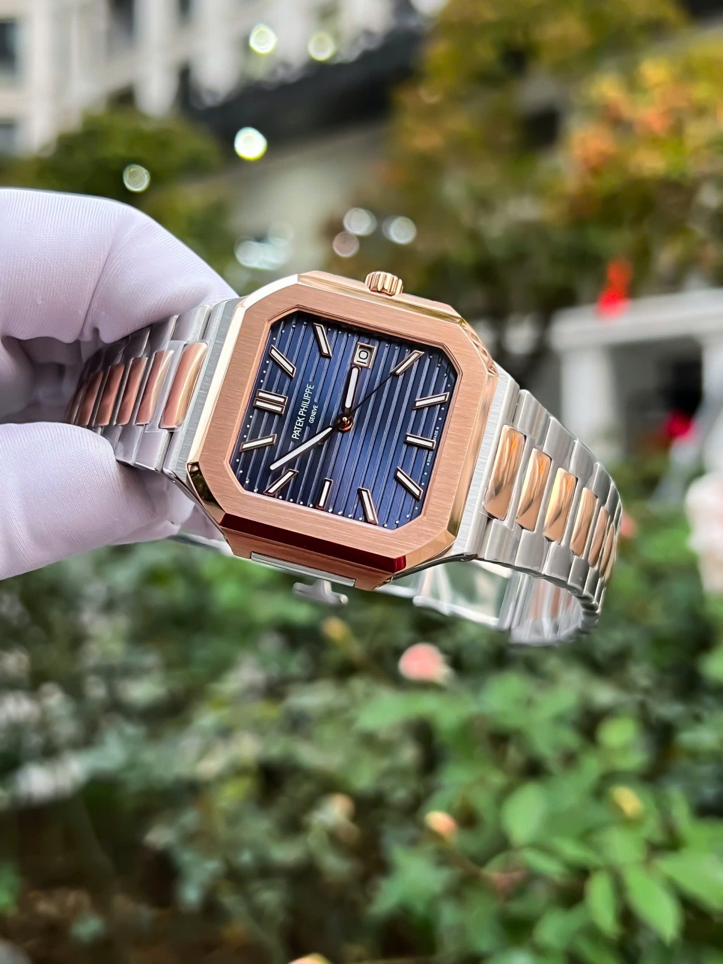 replica Patek Philippe Fake Watches Nautilus 7010 Womens Metal Wire 32mm WATCHES 4 