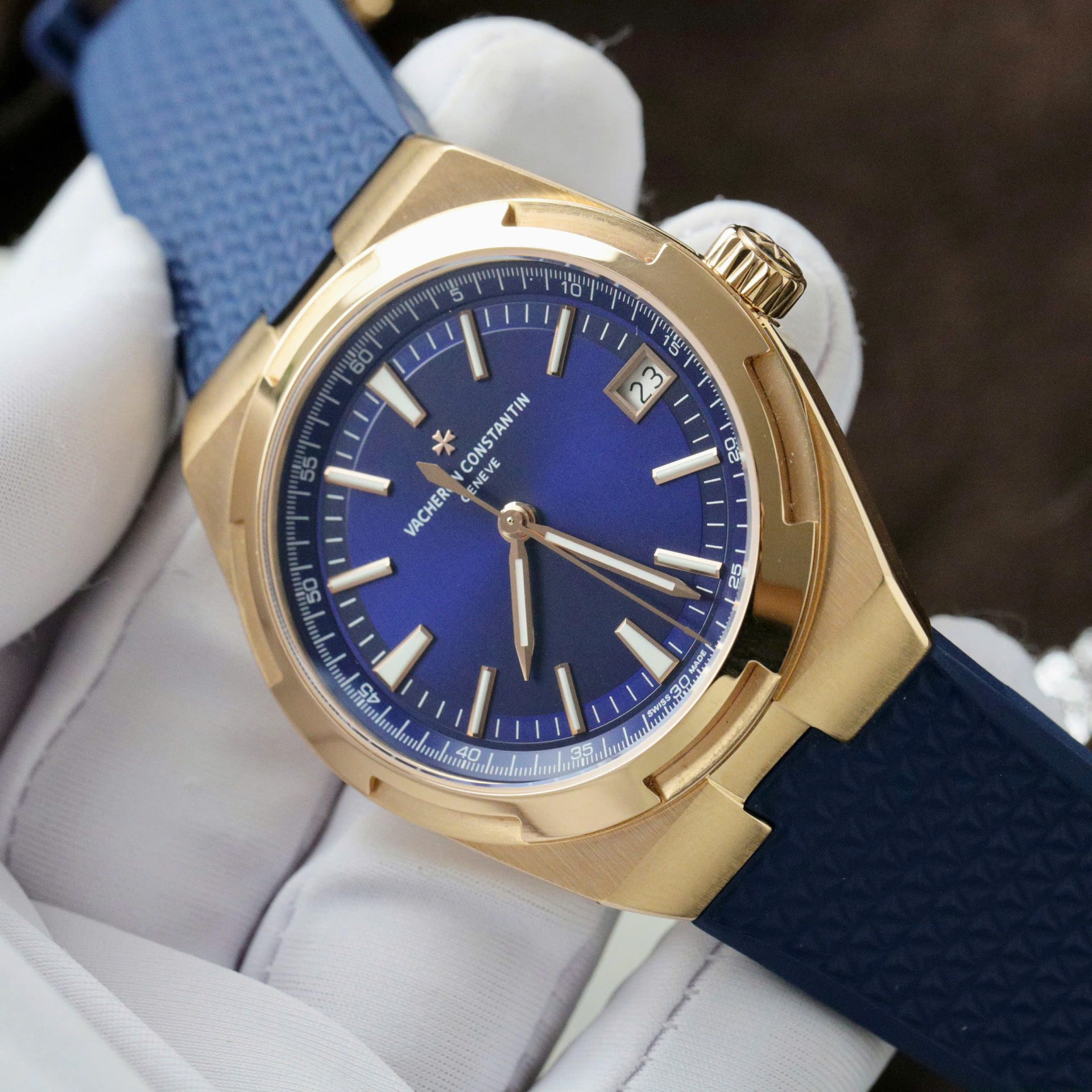 replica Vacheron Constantin Best Replica Watch Overseas 5500V Dial Blue 42.5mm WATCHES 4 