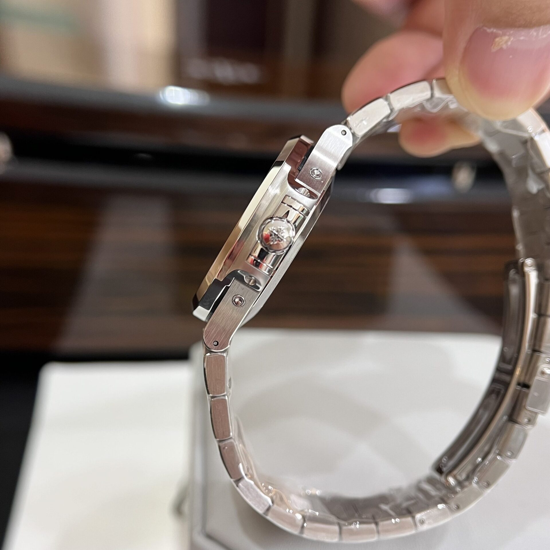 replica Patek Philippe Best Replica Watch Nautilus 5719 Custom Full Moissanite Diamonds 40mm WATCHES 4 