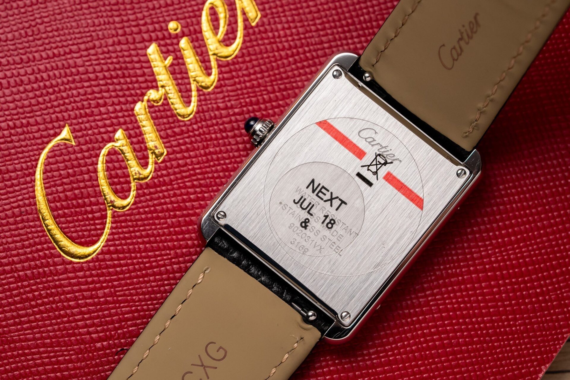 replica Cartier Santos Best Replica Watch With Full Natural Diamond VVS Blue Dial 39.8mm WATCHES 5 