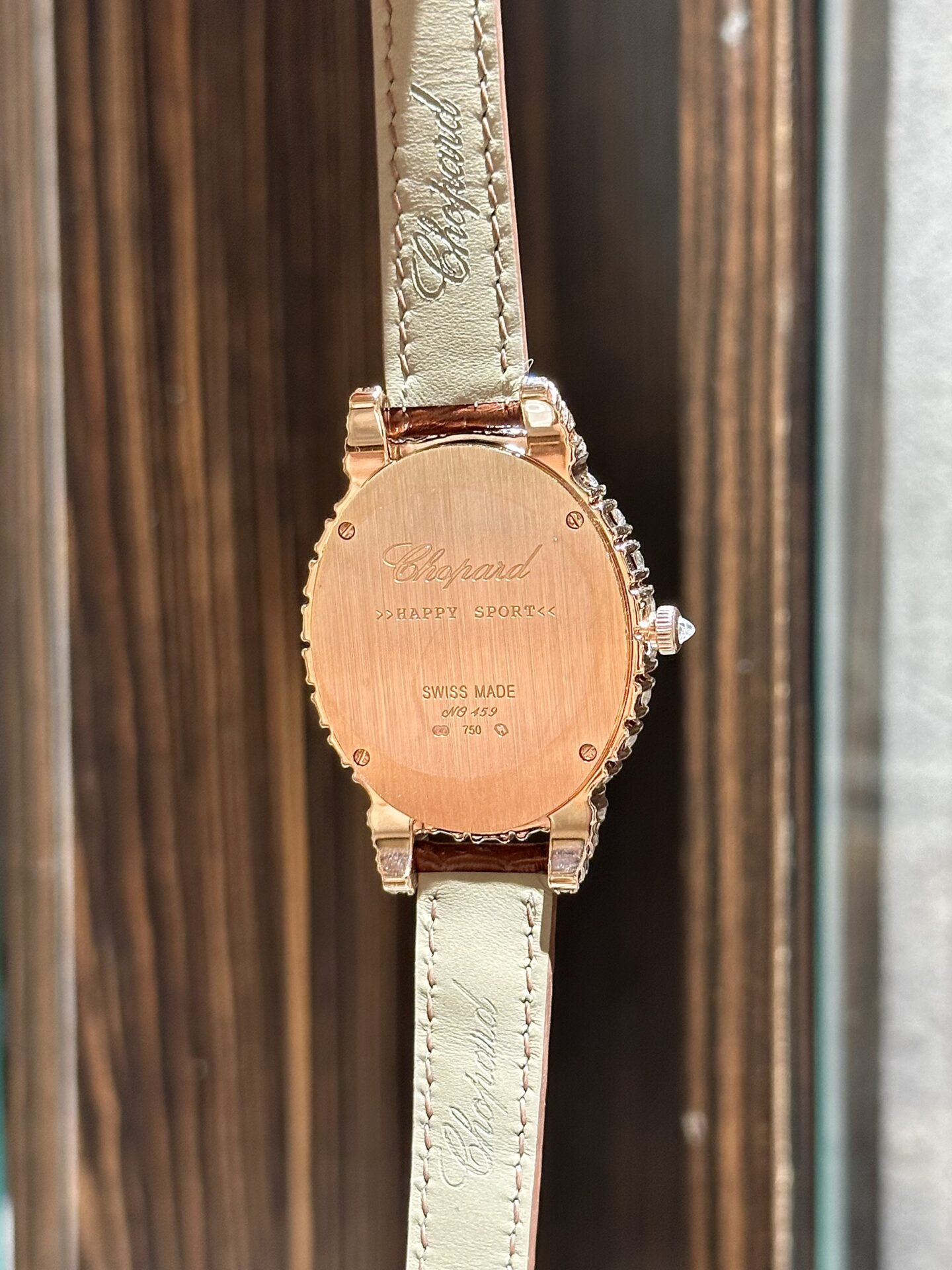 replica Chopard Mother Of Pearl Dial Replica 1:1 Watch Full Diamond Moissanite 34mm WATCHES 5 