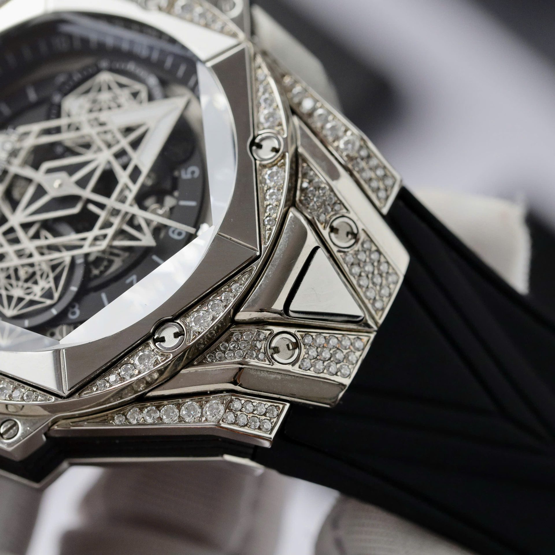 replica Hublot Fake Watch Big Bang One Click Dial Blue Custom Diamonds Moissanite 39mm WATCHES 5 